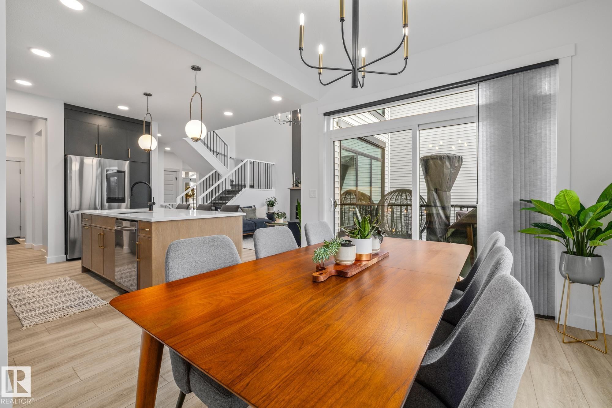 664 Astoria Way, Devon, AB - Indoor Photo Showing Dining Room