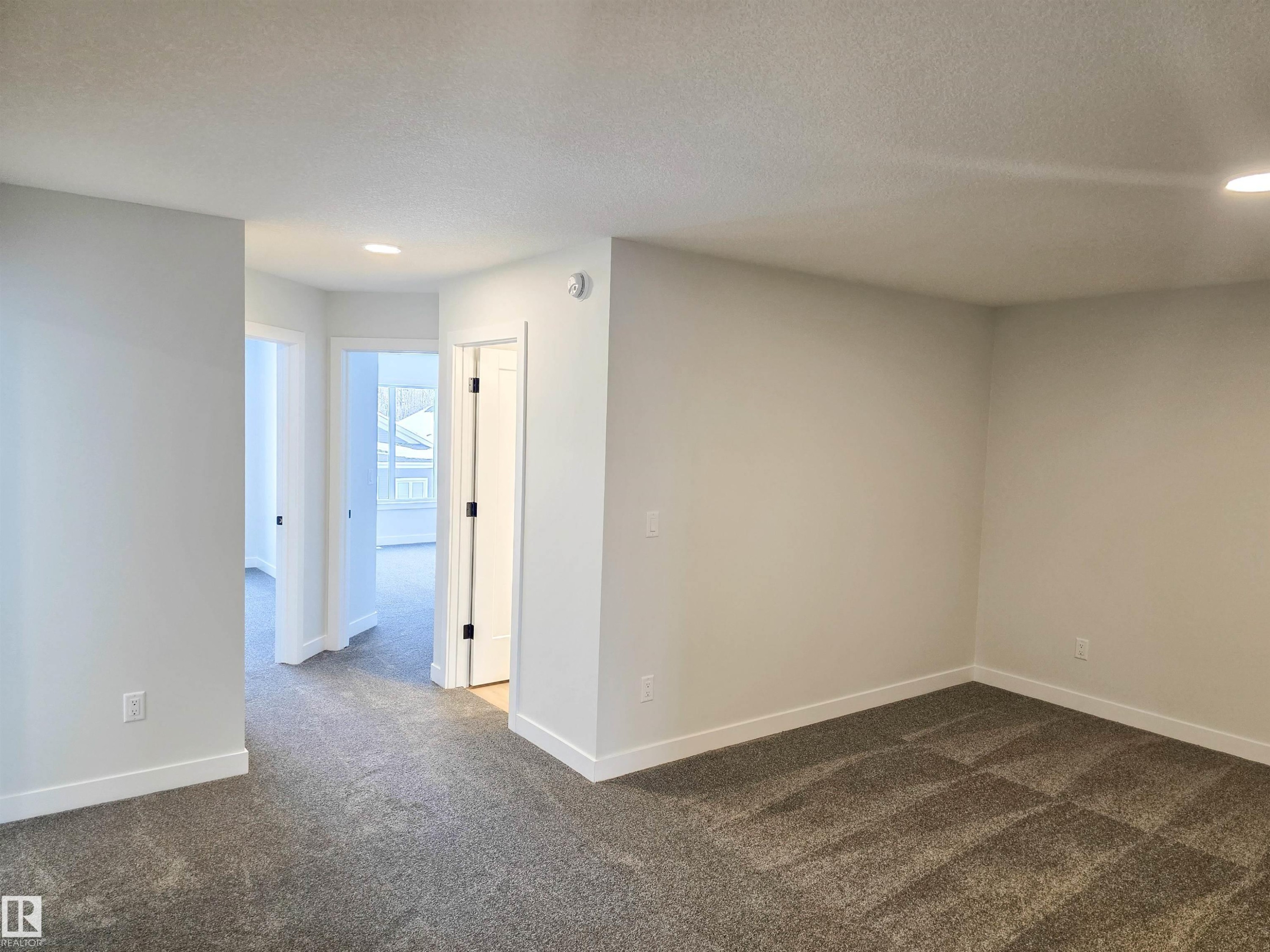 219 Ravine Drive, Devon, AB - Indoor Photo Showing Other Room