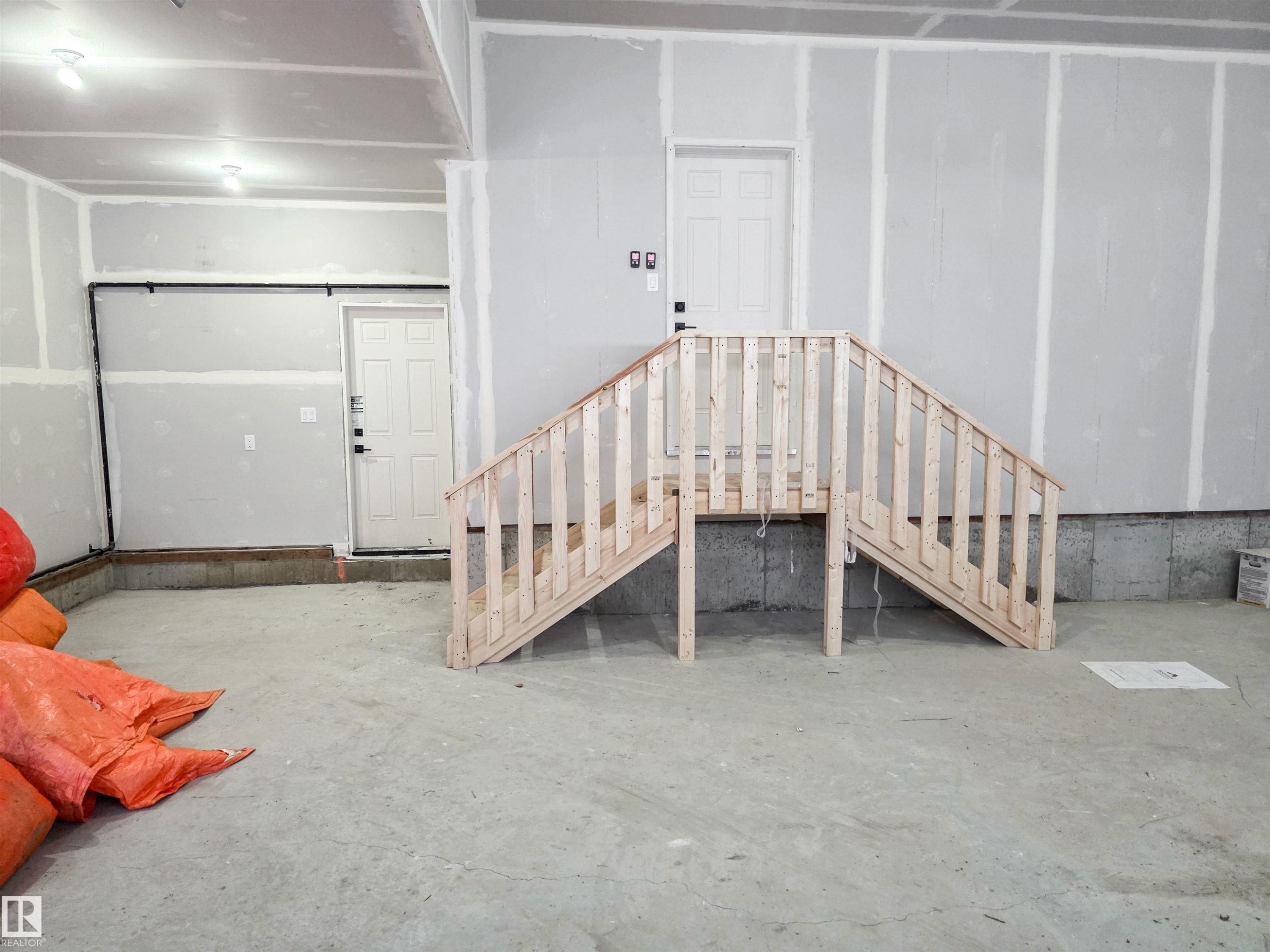 219 Ravine Drive, Devon, AB - Indoor Photo Showing Other Room