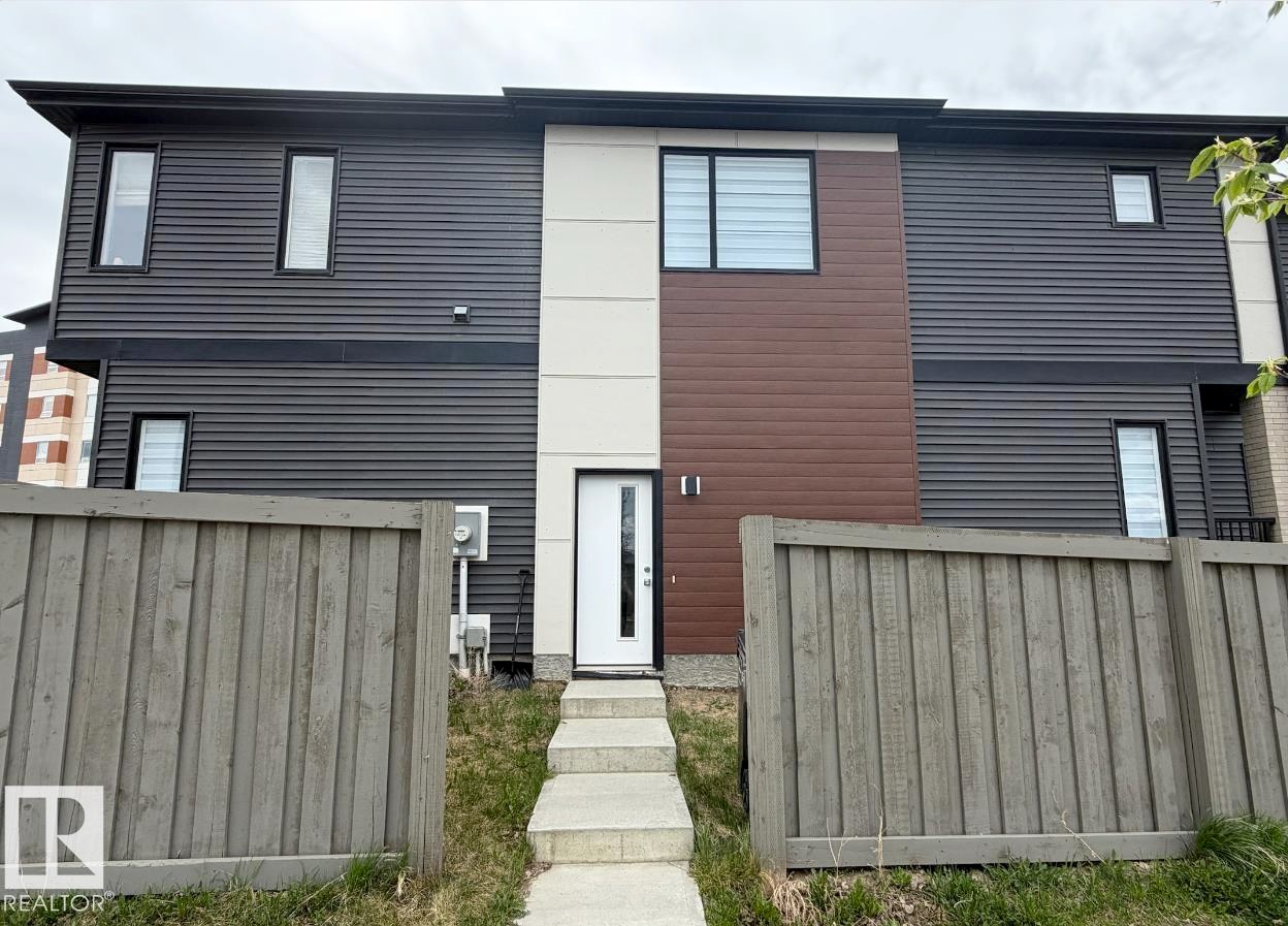 22003 93 Avenue, Edmonton, AB - Outdoor With Exterior