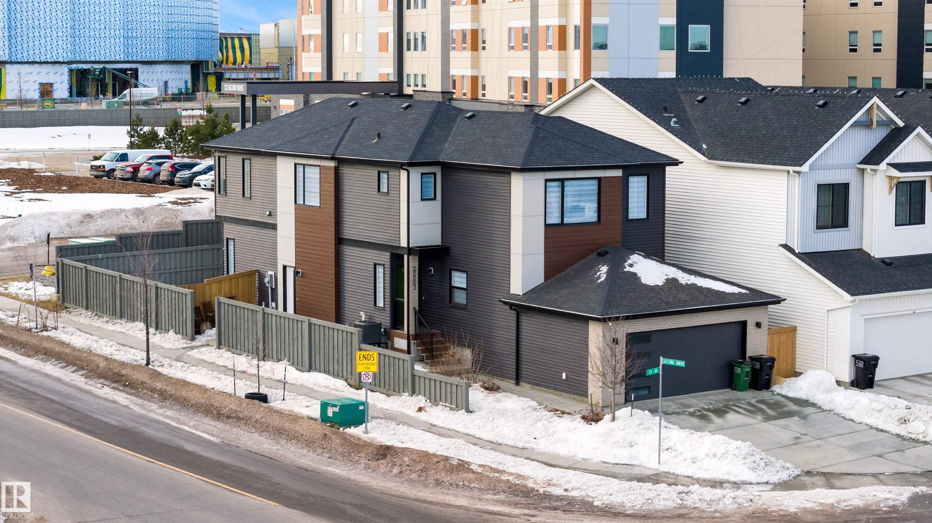 22003 93 Avenue, Edmonton, AB - Outdoor