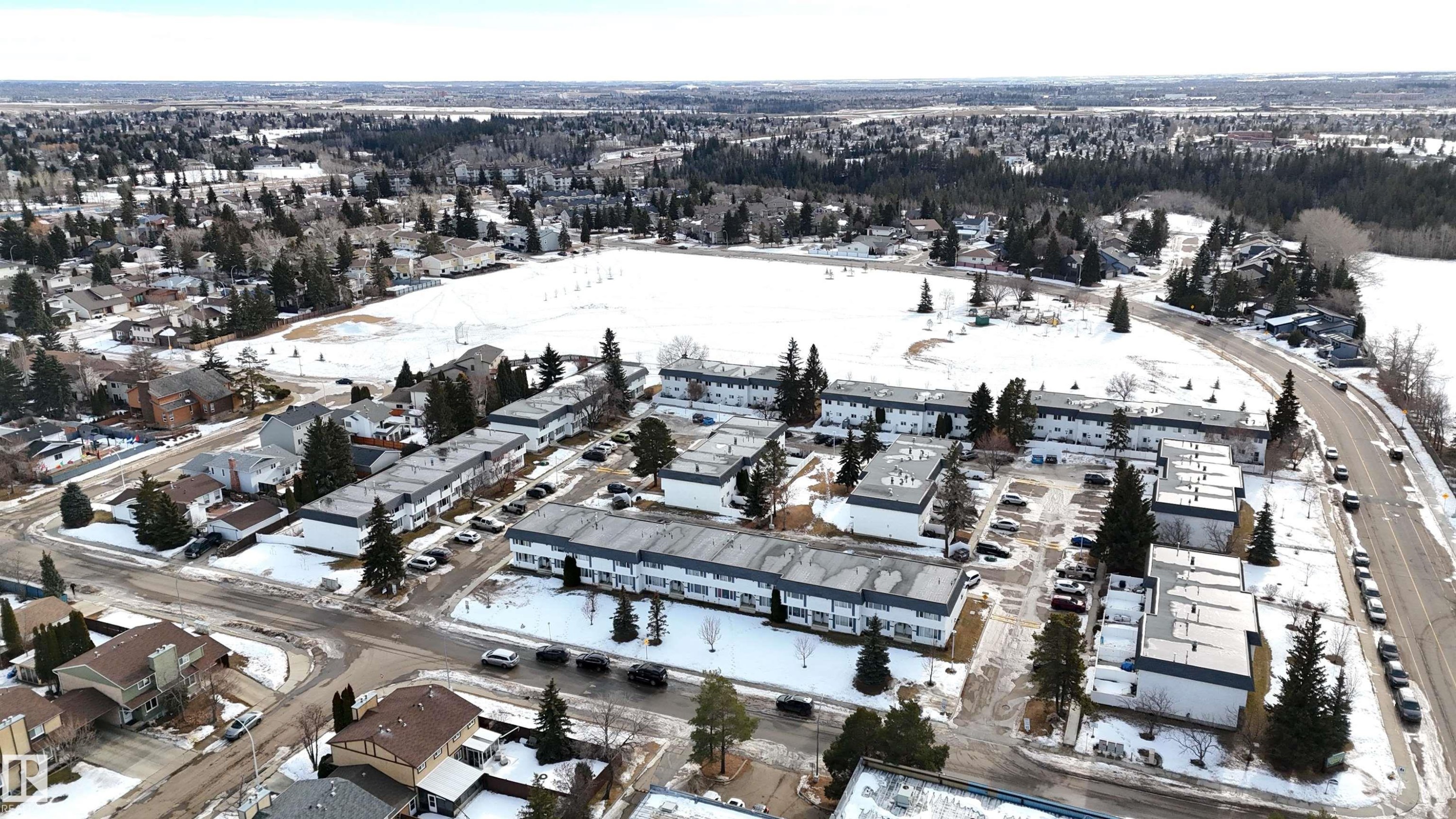 View of snowy aerial view - 11357 22 Avenue, Edmonton, AB - Outdoor With View