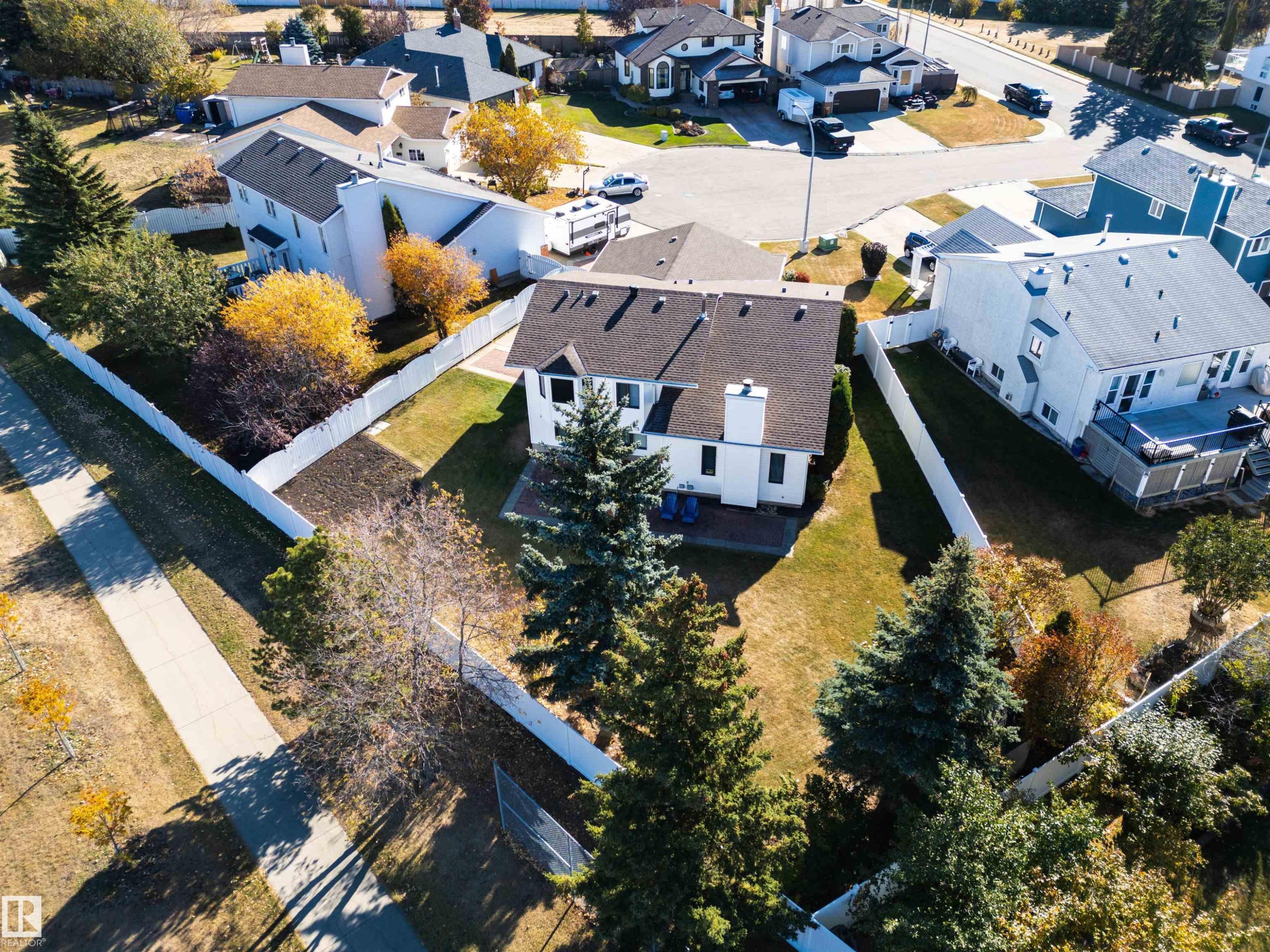 4024 28 Avenue, Edmonton, AB - Outdoor With View