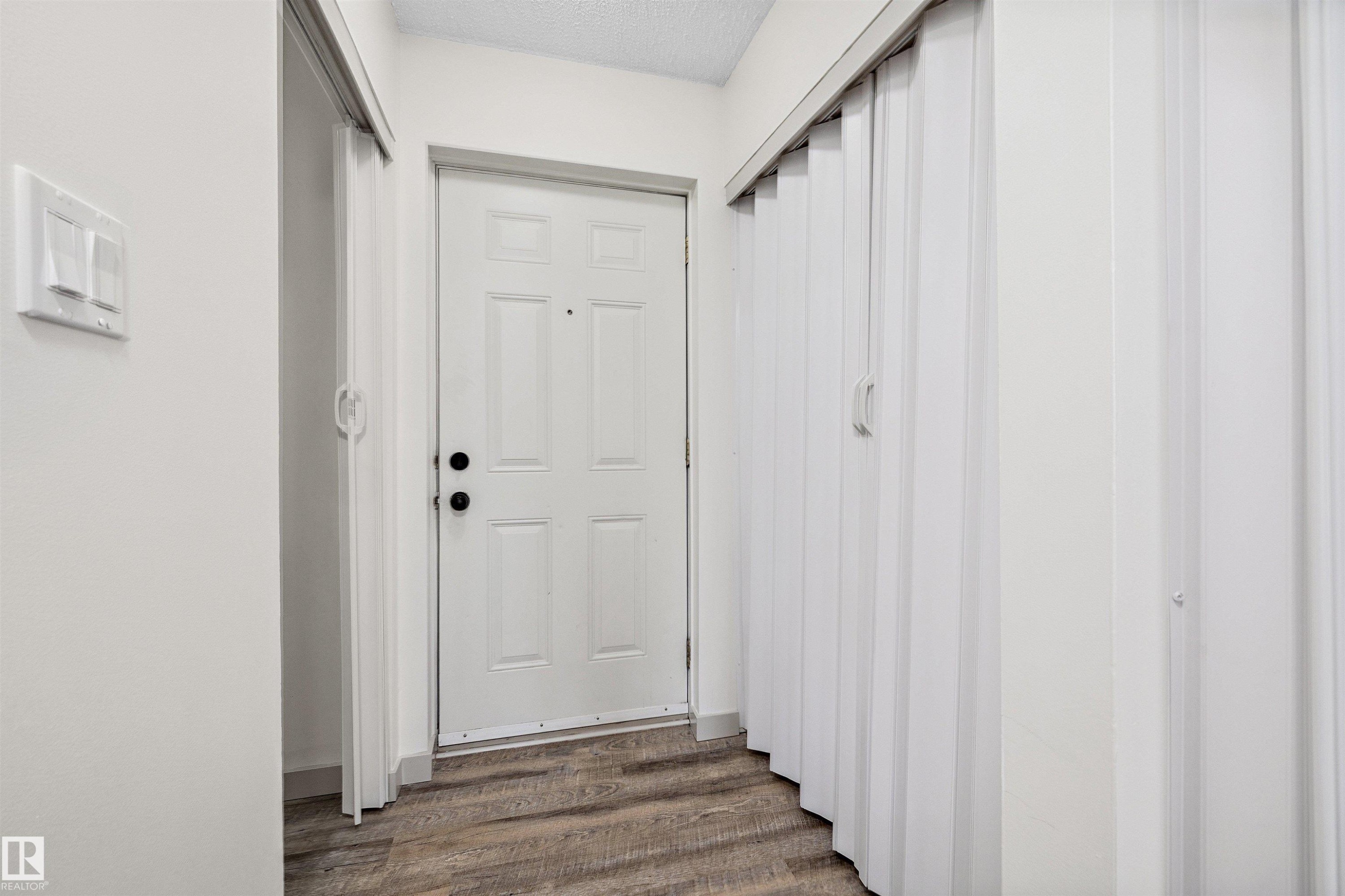 189 Lancaster Terrace, Edmonton, AB - Indoor Photo Showing Other Room