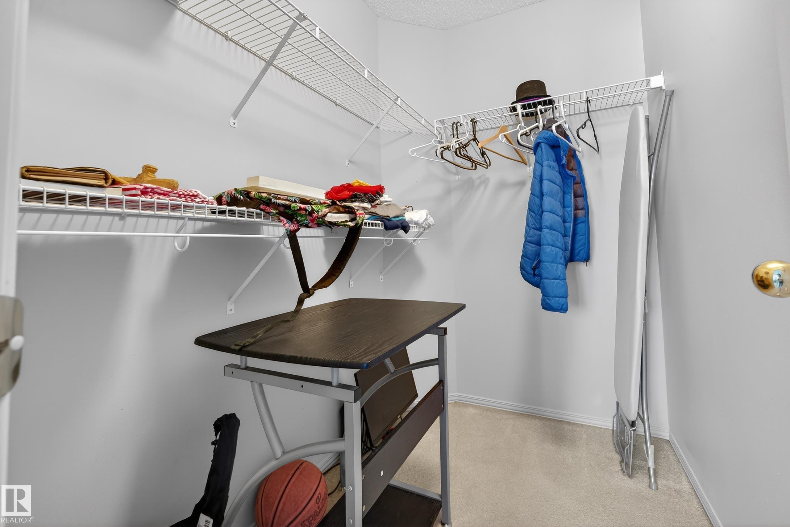 6840 159A Avenue, Edmonton, AB - Indoor With Storage