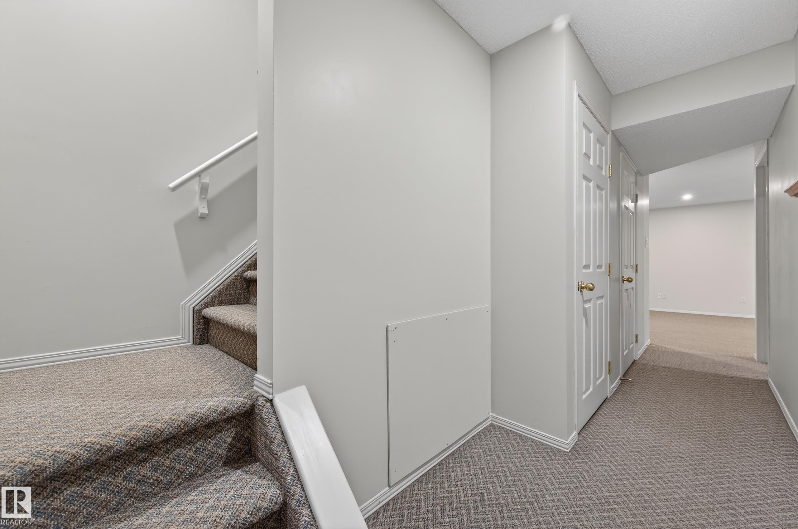 6840 159A Avenue, Edmonton, AB - Indoor Photo Showing Other Room