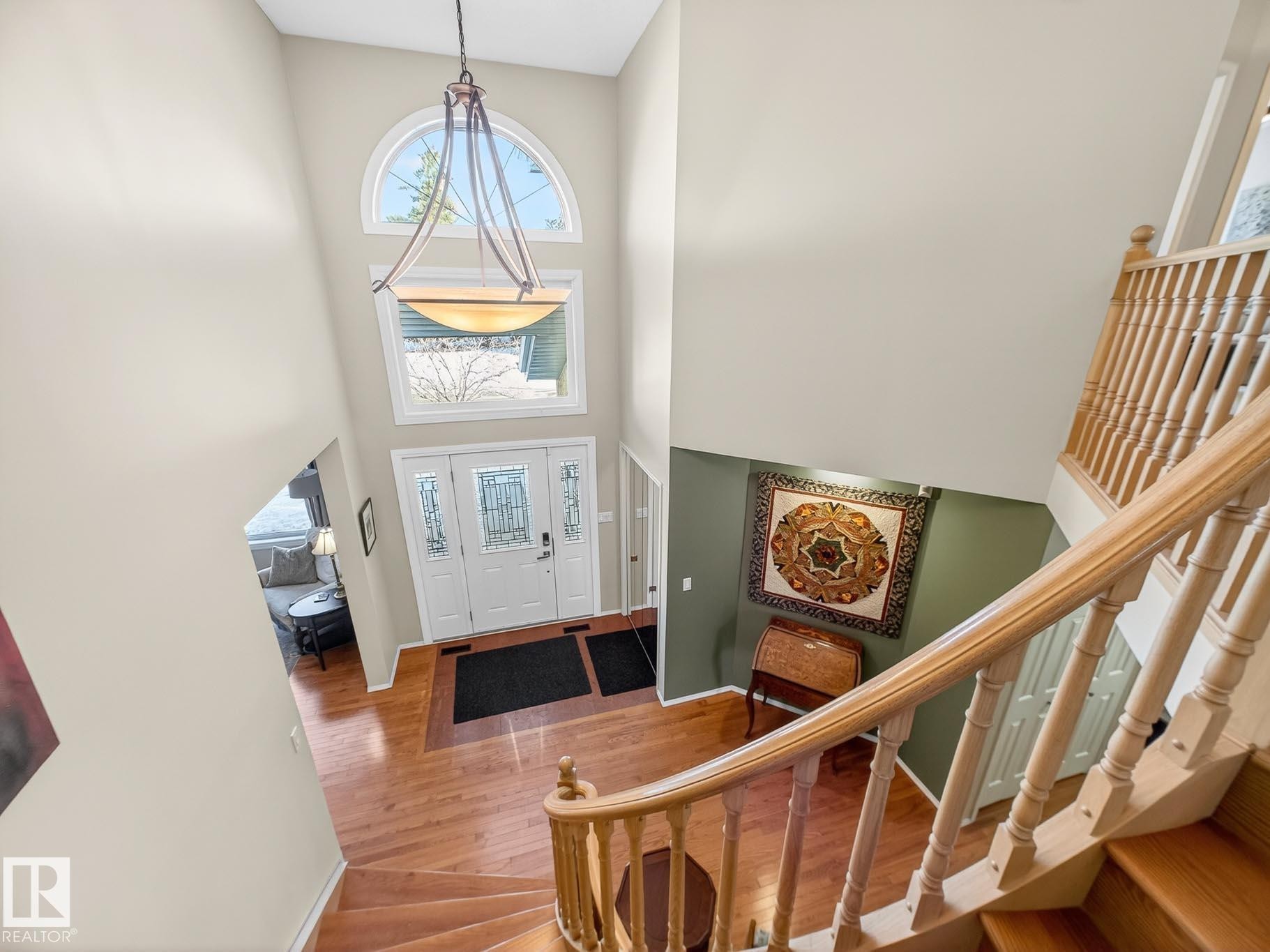 220 Ronning Close, Edmonton, AB - Indoor Photo Showing Other Room