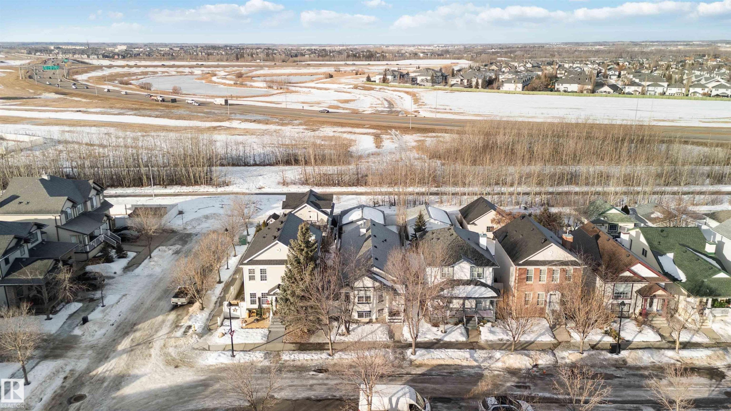 Aerial view of residential area - 1706 Turvey Bend, Edmonton, AB - Outdoor With View