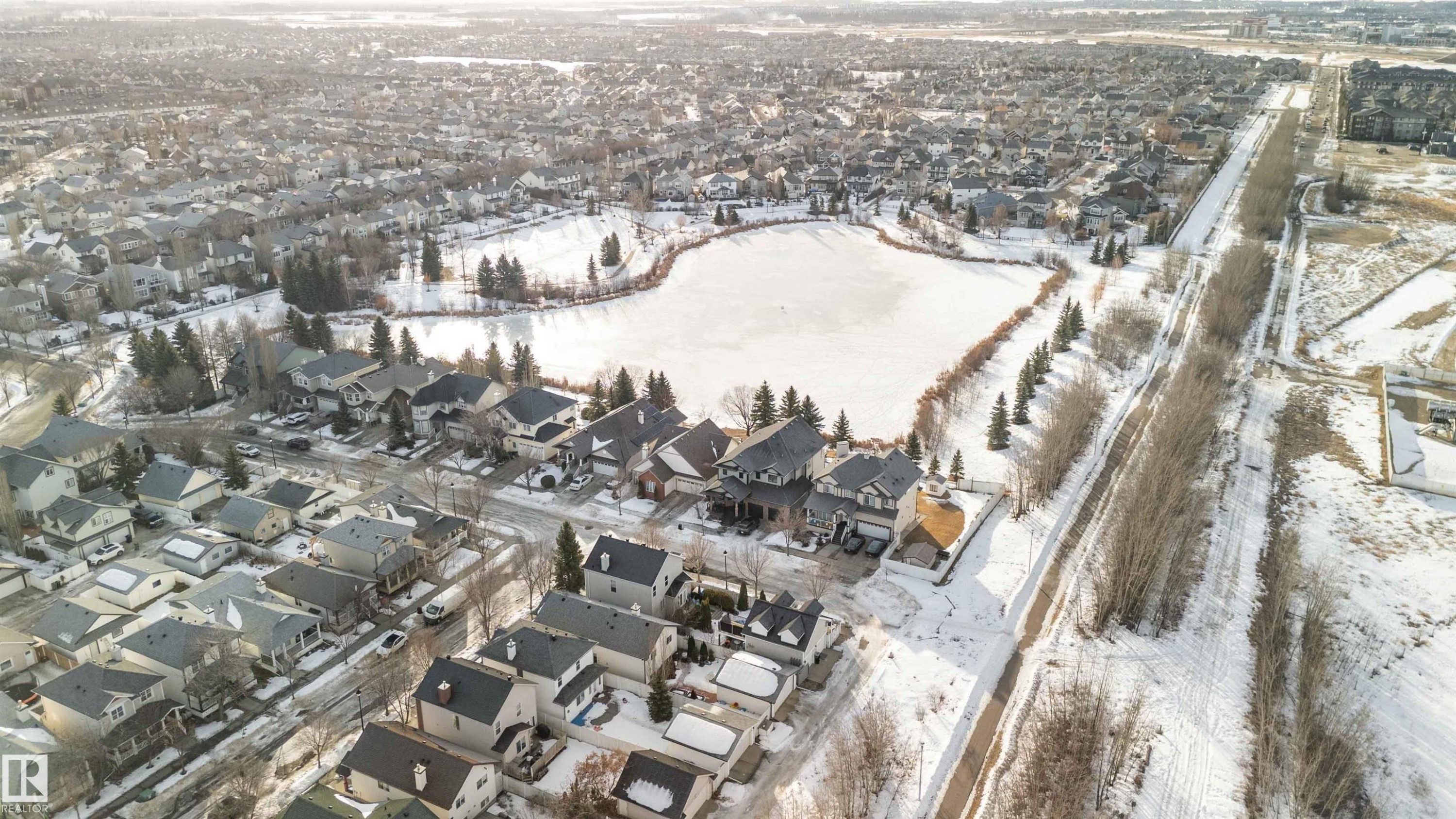 Snowy aerial view with a residential view - 1706 Turvey Bend, Edmonton, AB - Outdoor With View