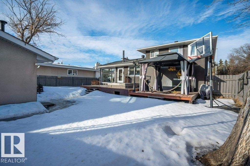 7611 141 Avenue Nw, Edmonton, AB - Outdoor