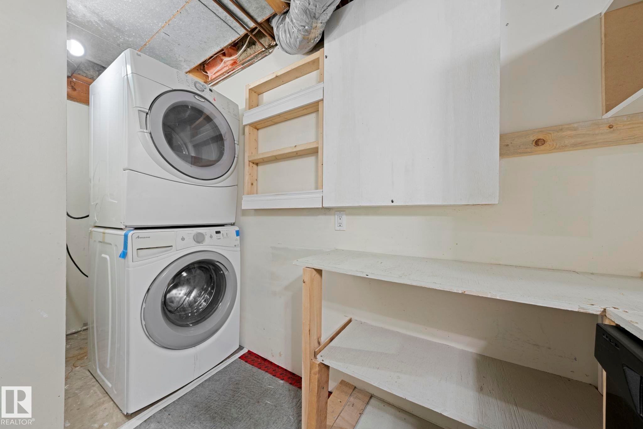 10458 14 Avenue Nw, Edmonton, AB - Indoor Photo Showing Laundry Room
