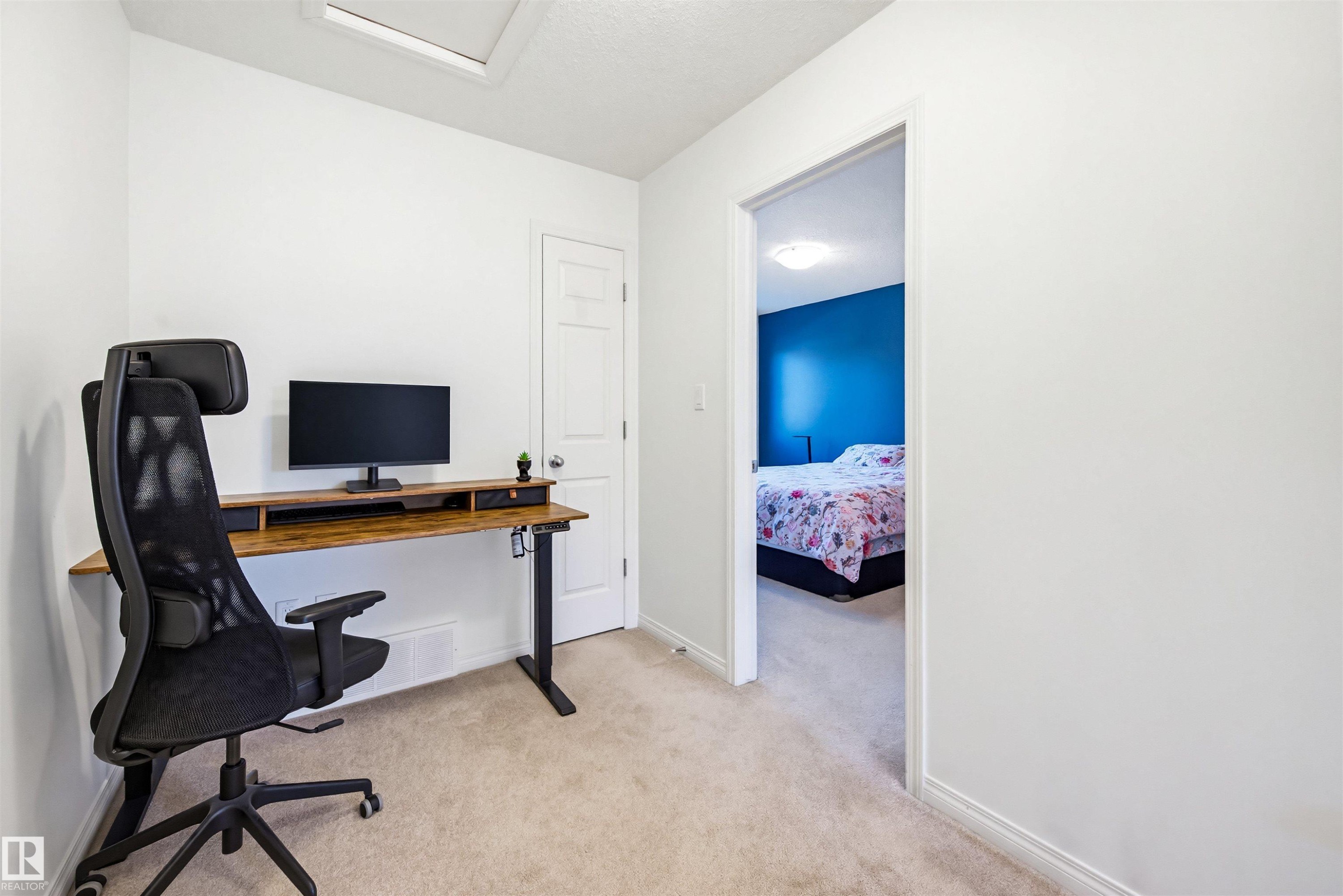 4944 Terwillegar Common, Edmonton, AB - Indoor Photo Showing Office