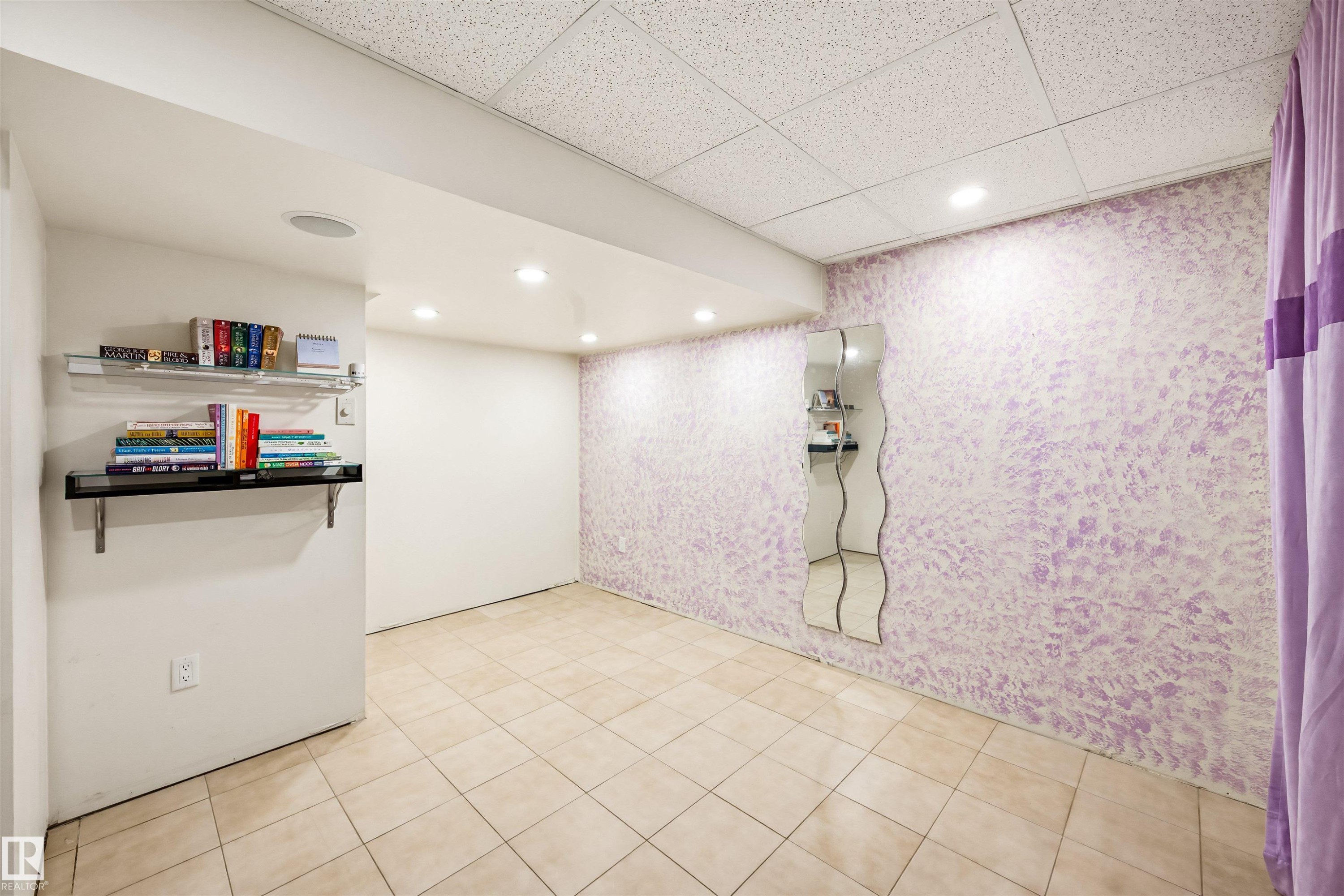 4944 Terwillegar Common, Edmonton, AB - Indoor