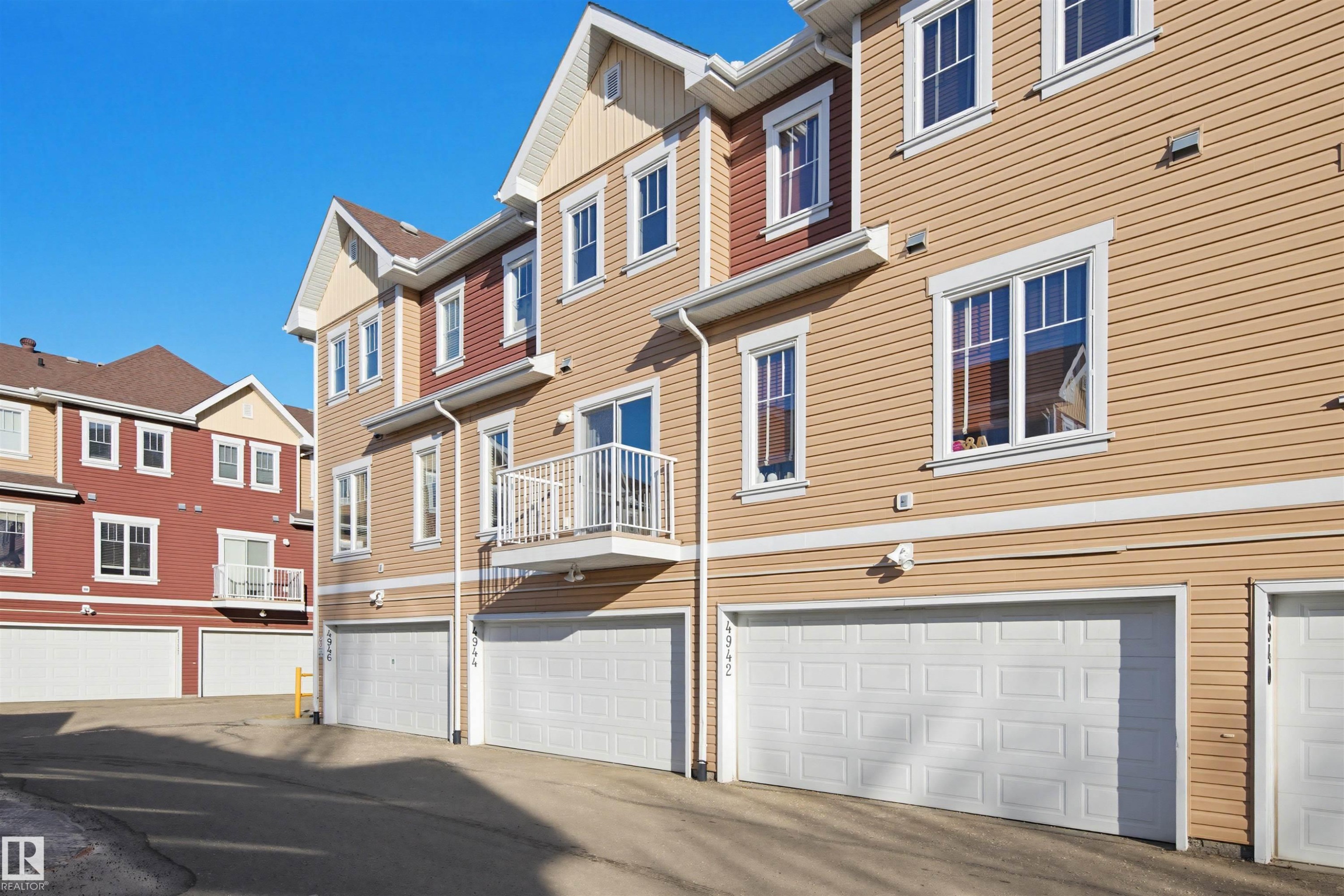 4944 Terwillegar Common, Edmonton, AB - Outdoor