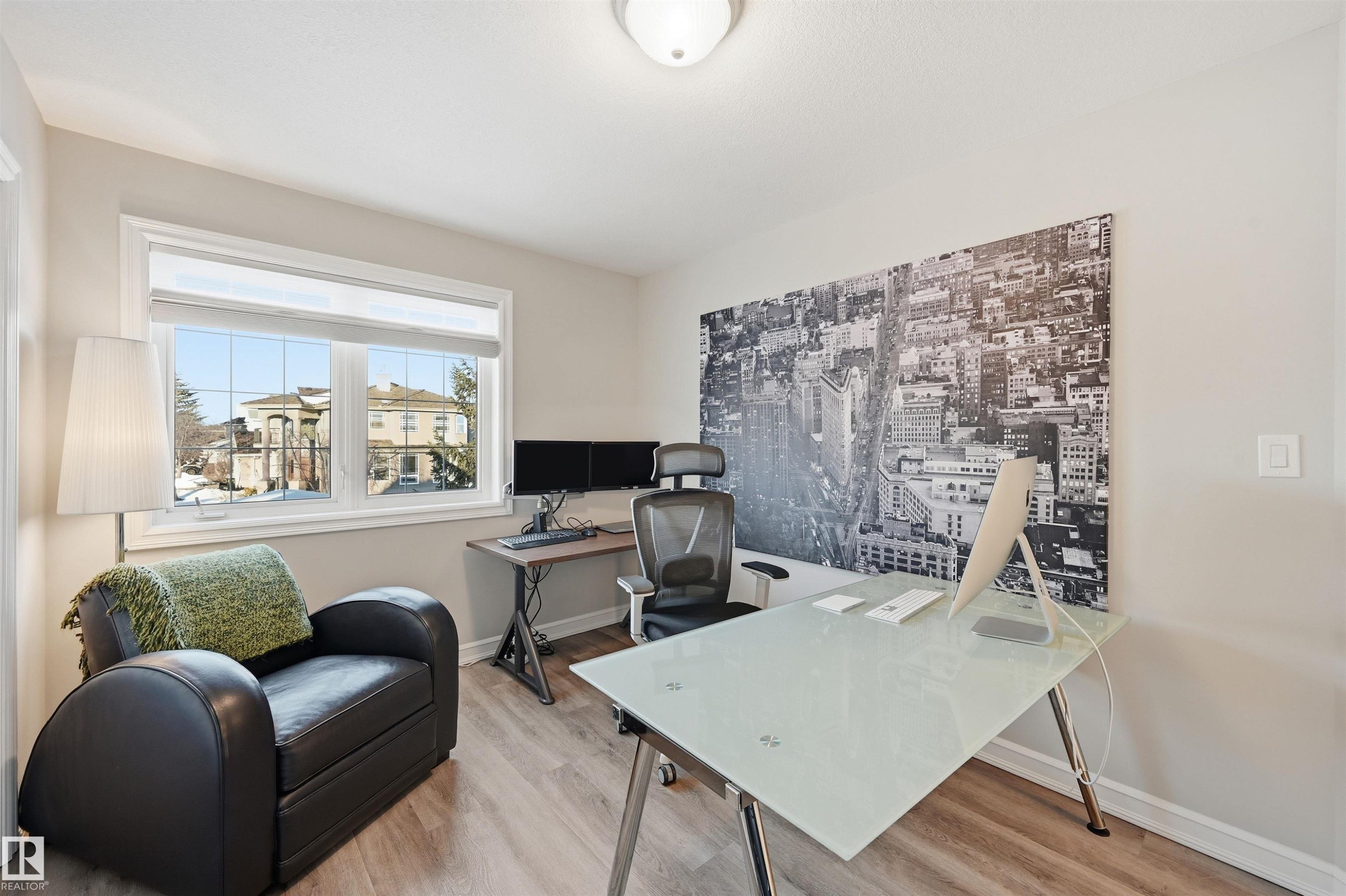 231 Lindsay Crescent, Edmonton, AB - Indoor