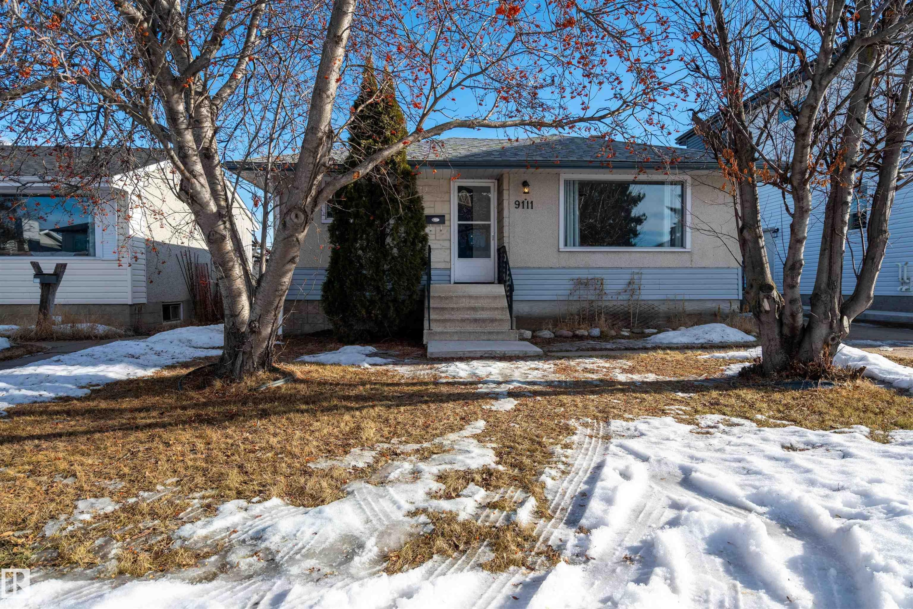 9111 151 Street, Edmonton, AB - Outdoor