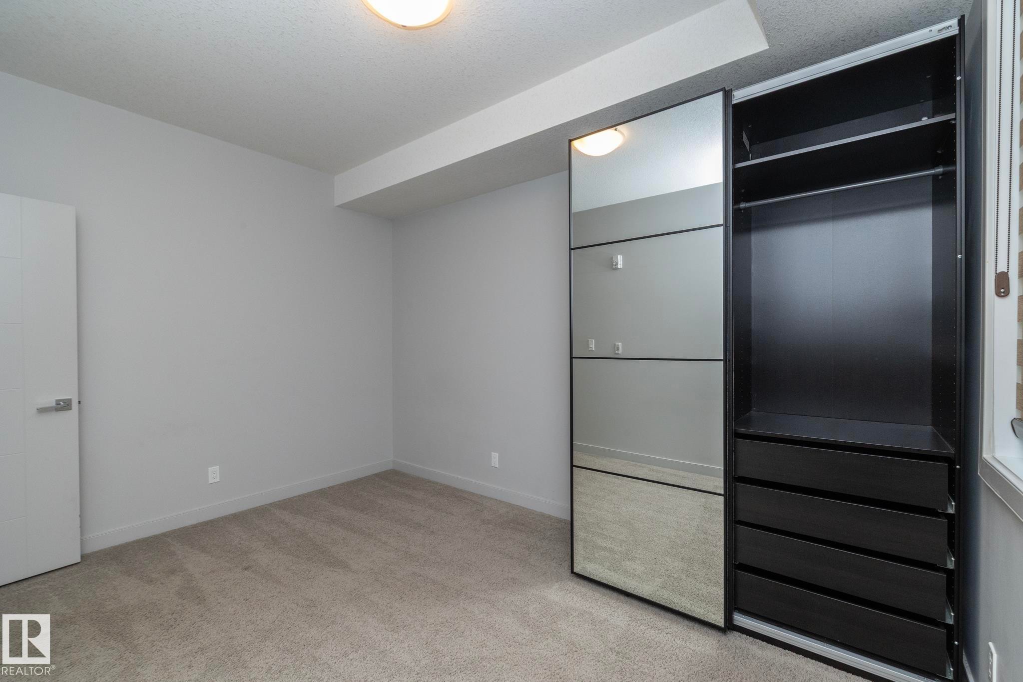 213 10811 72 Avenue, Edmonton, AB - Indoor Photo Showing Other Room