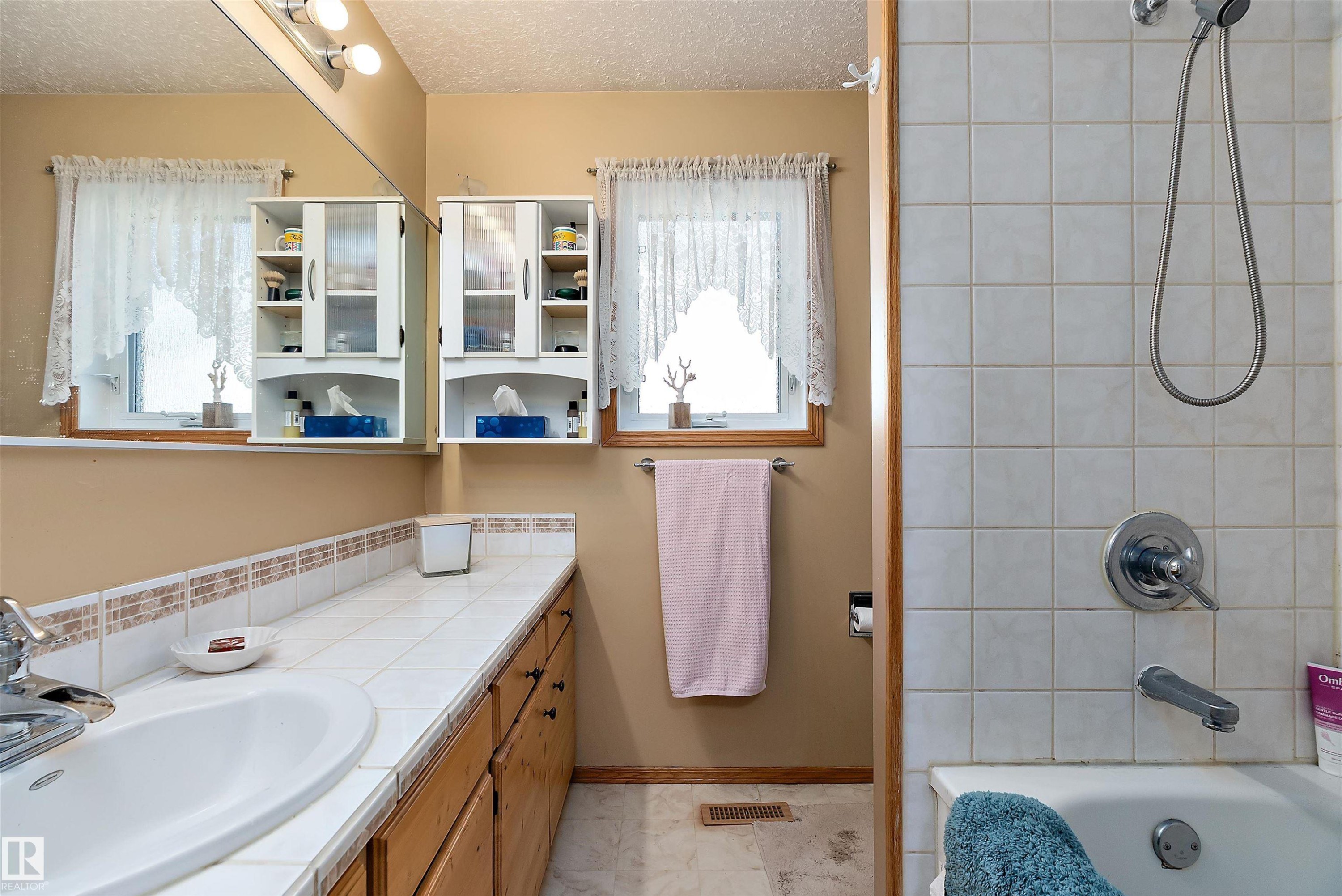 7 Mohawk Crescent, Leduc, AB - Indoor Photo Showing Bathroom