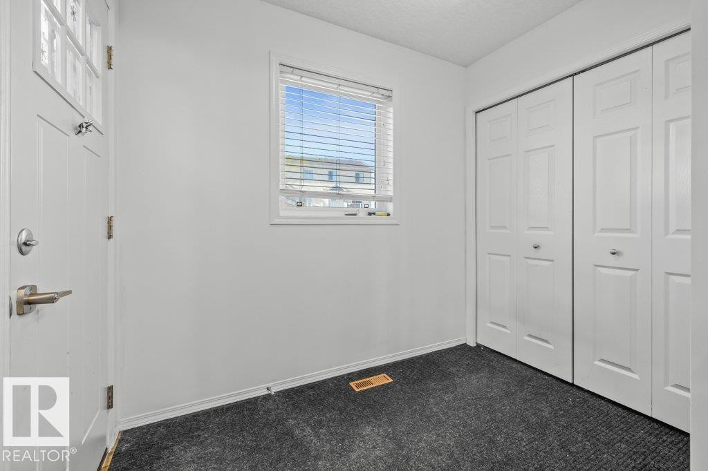 69 Erie Street, Devon, AB - Indoor Photo Showing Other Room