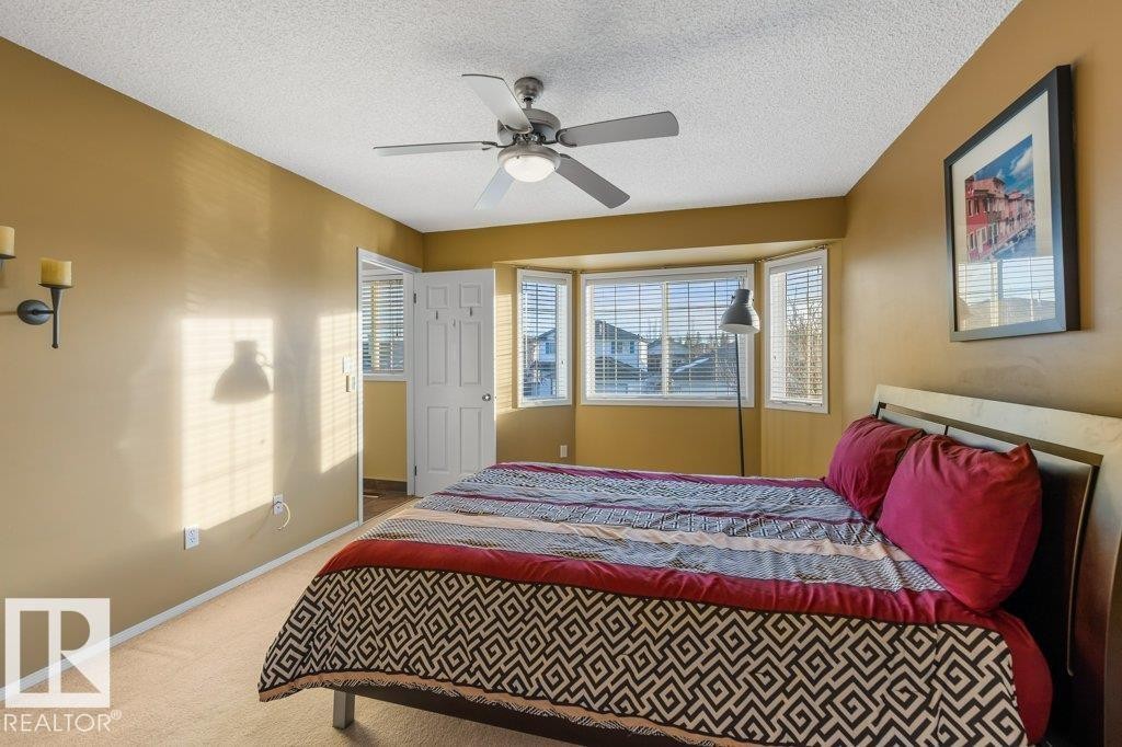 1916 Kramer Way, Edmonton, AB - Indoor Photo Showing Bedroom