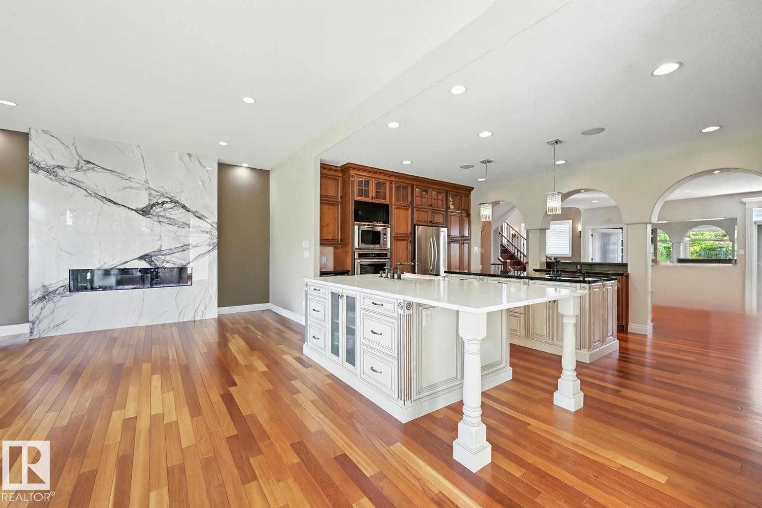 2426 Martell Crescent, Edmonton, AB - Indoor