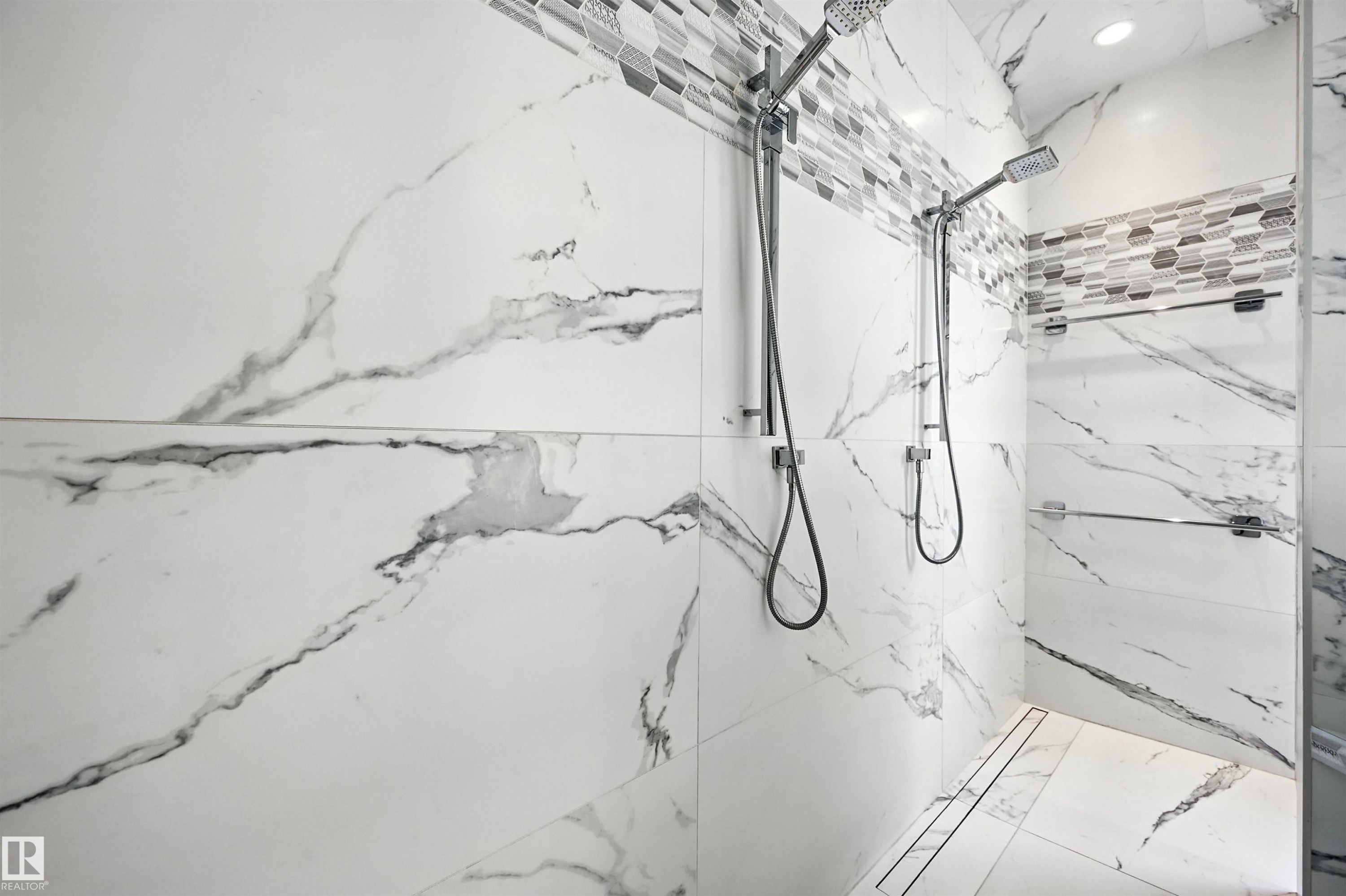 2426 Martell Crescent, Edmonton, AB -