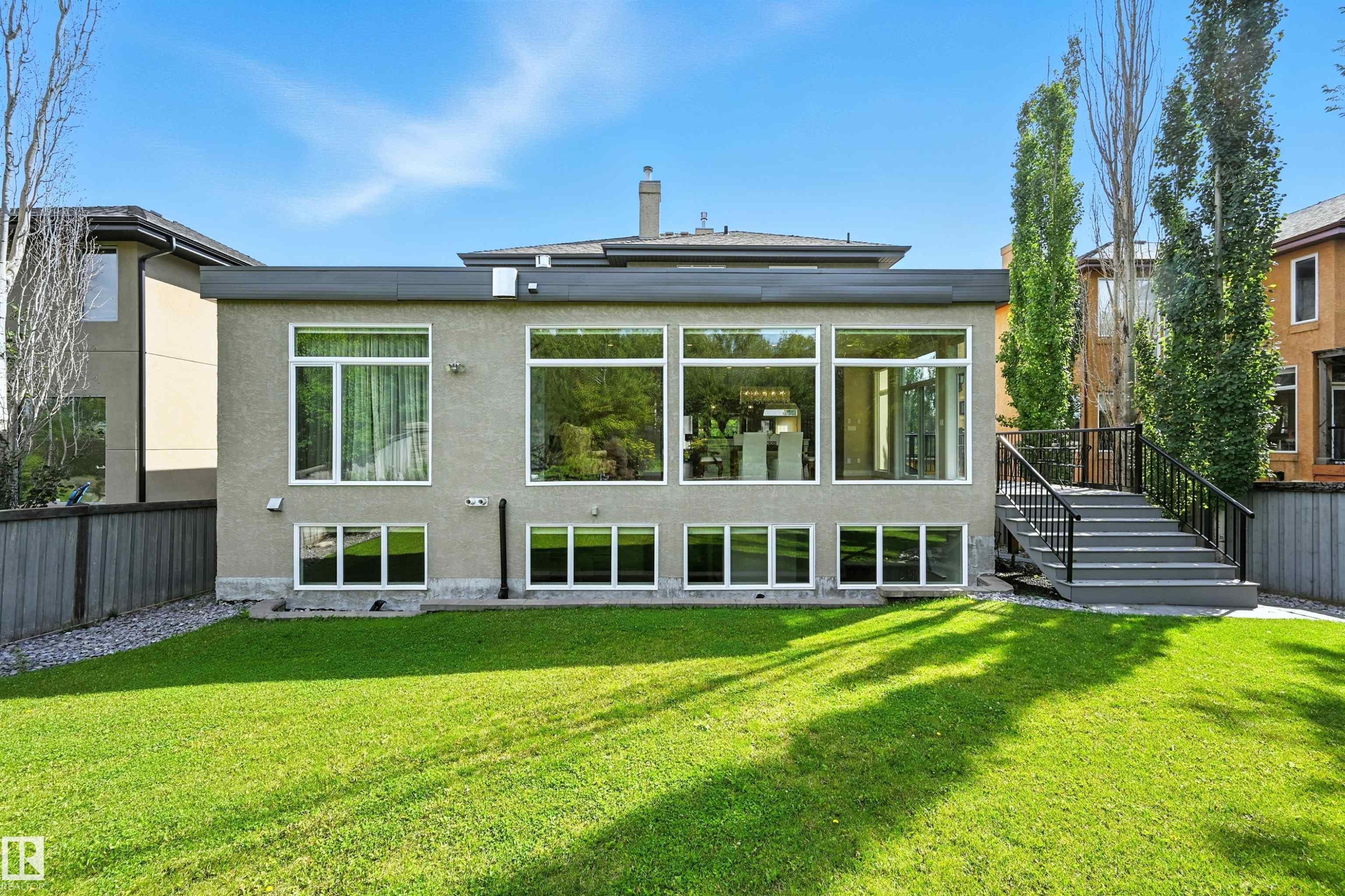 2426 Martell Crescent, Edmonton, AB - Outdoor