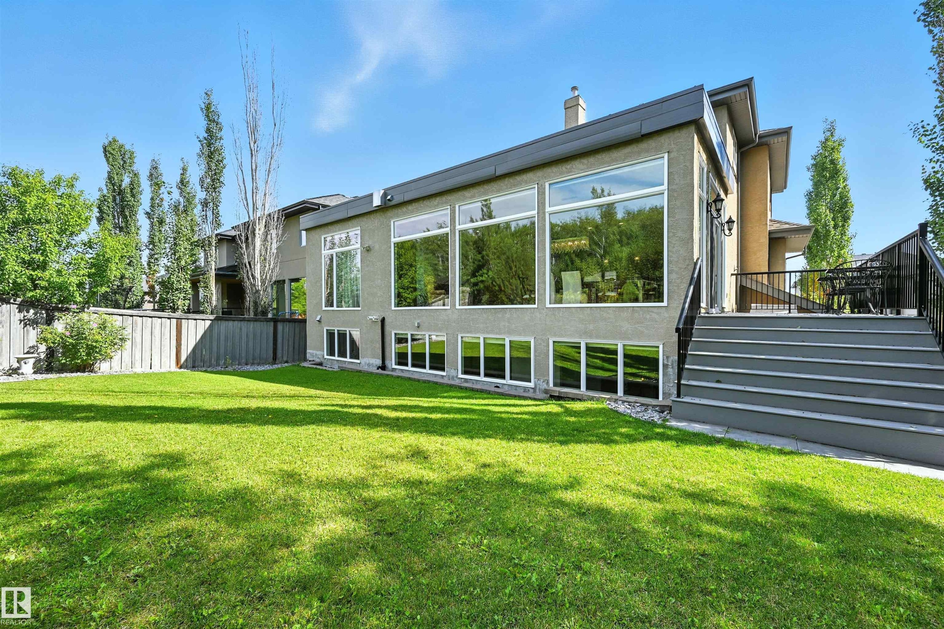 2426 Martell Crescent, Edmonton, AB - Outdoor