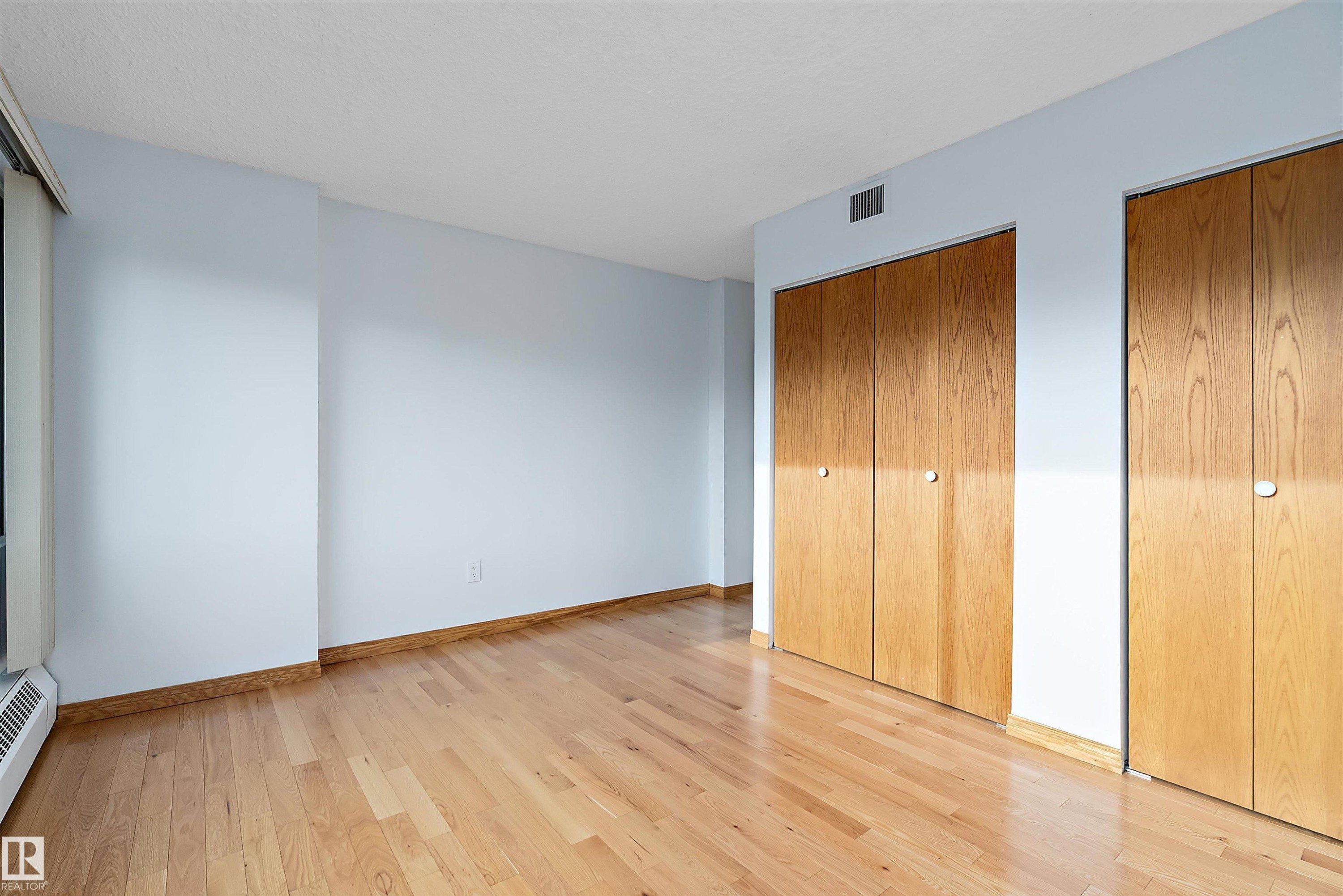 203 9929 Saskatchewan Drive, Edmonton, AB - Indoor Photo Showing Other Room