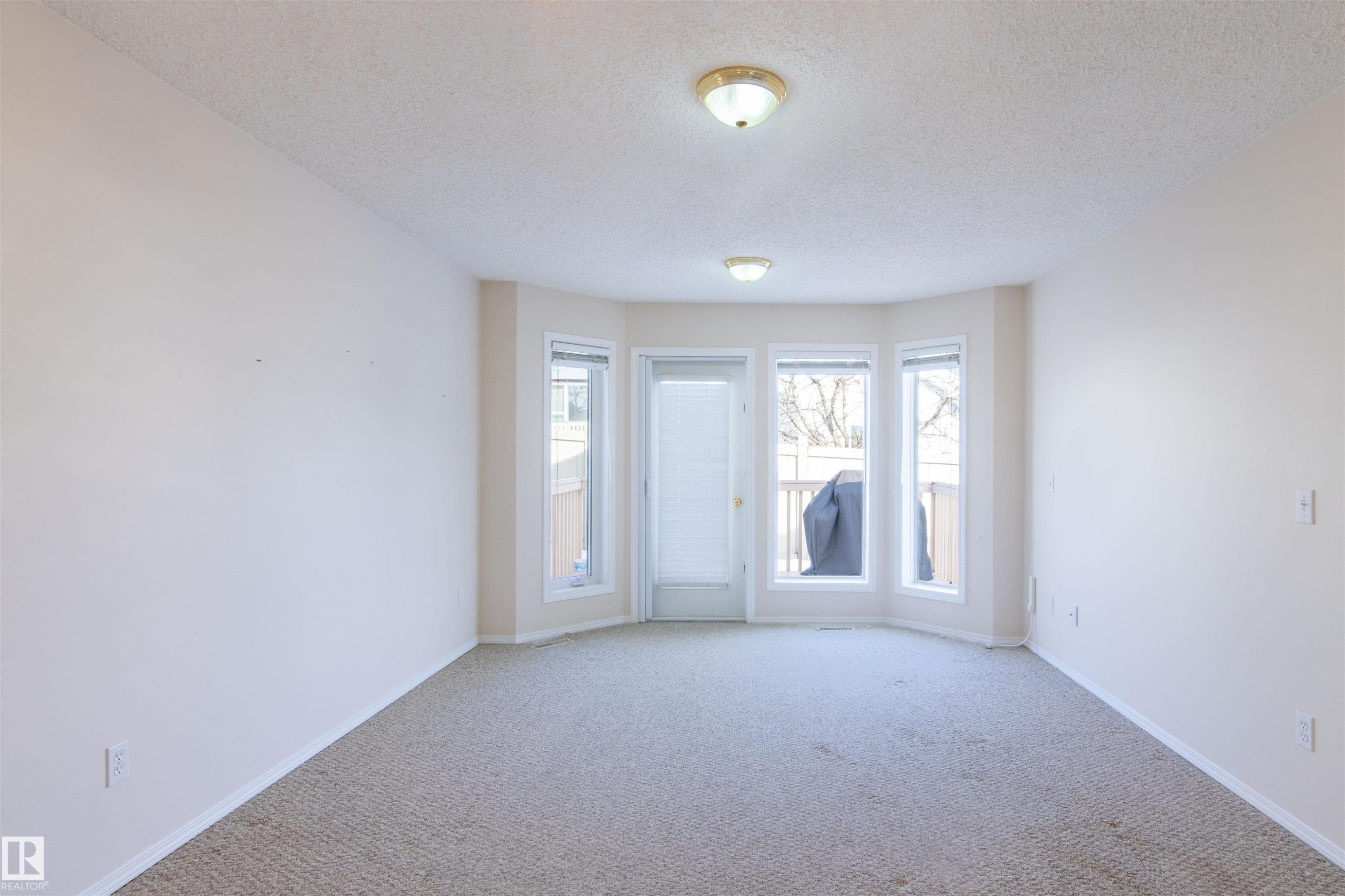 41 14428 Miller Boulevard, Edmonton, AB - Indoor Photo Showing Other Room