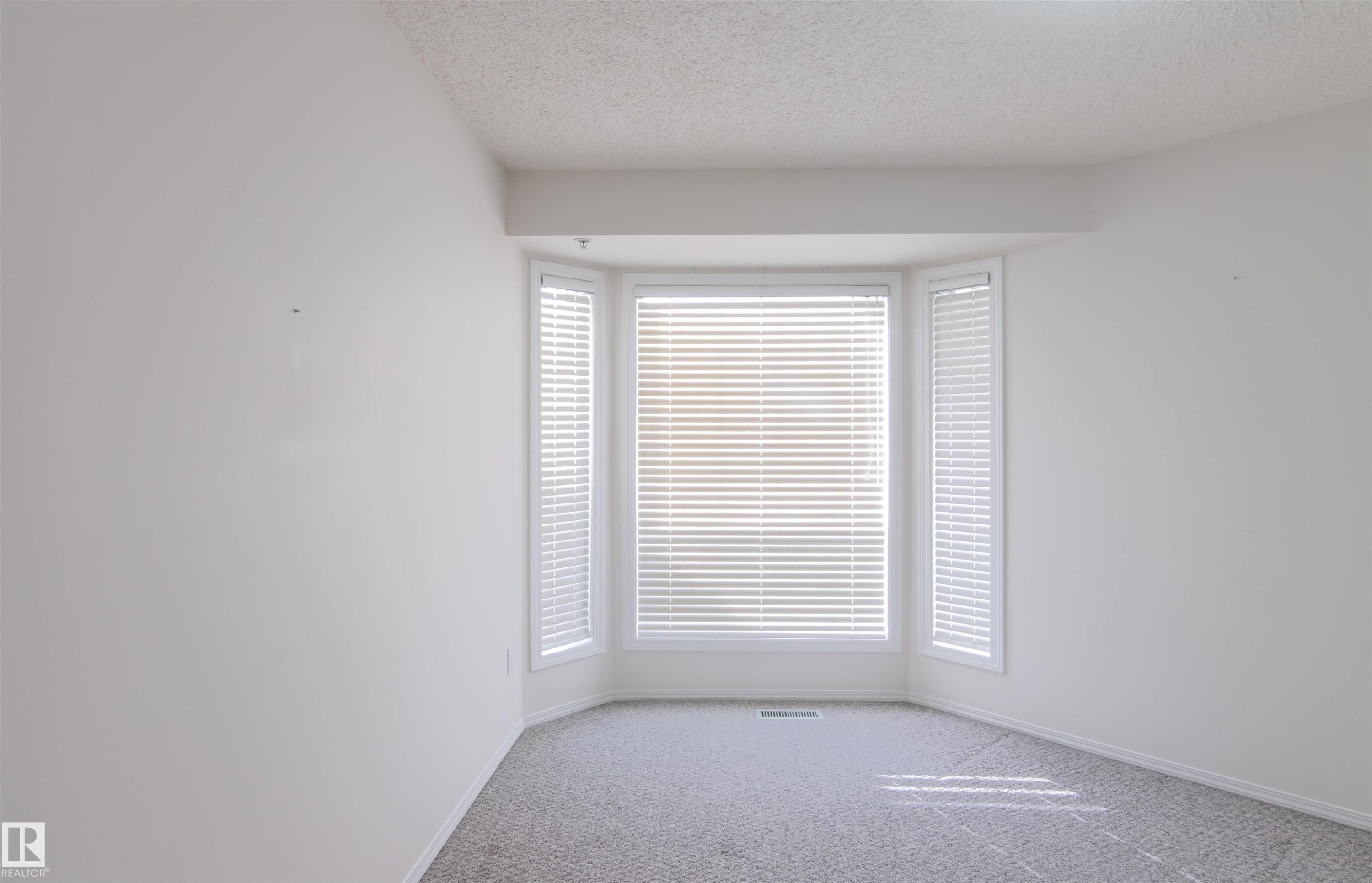 41 14428 Miller Boulevard, Edmonton, AB - Indoor Photo Showing Other Room
