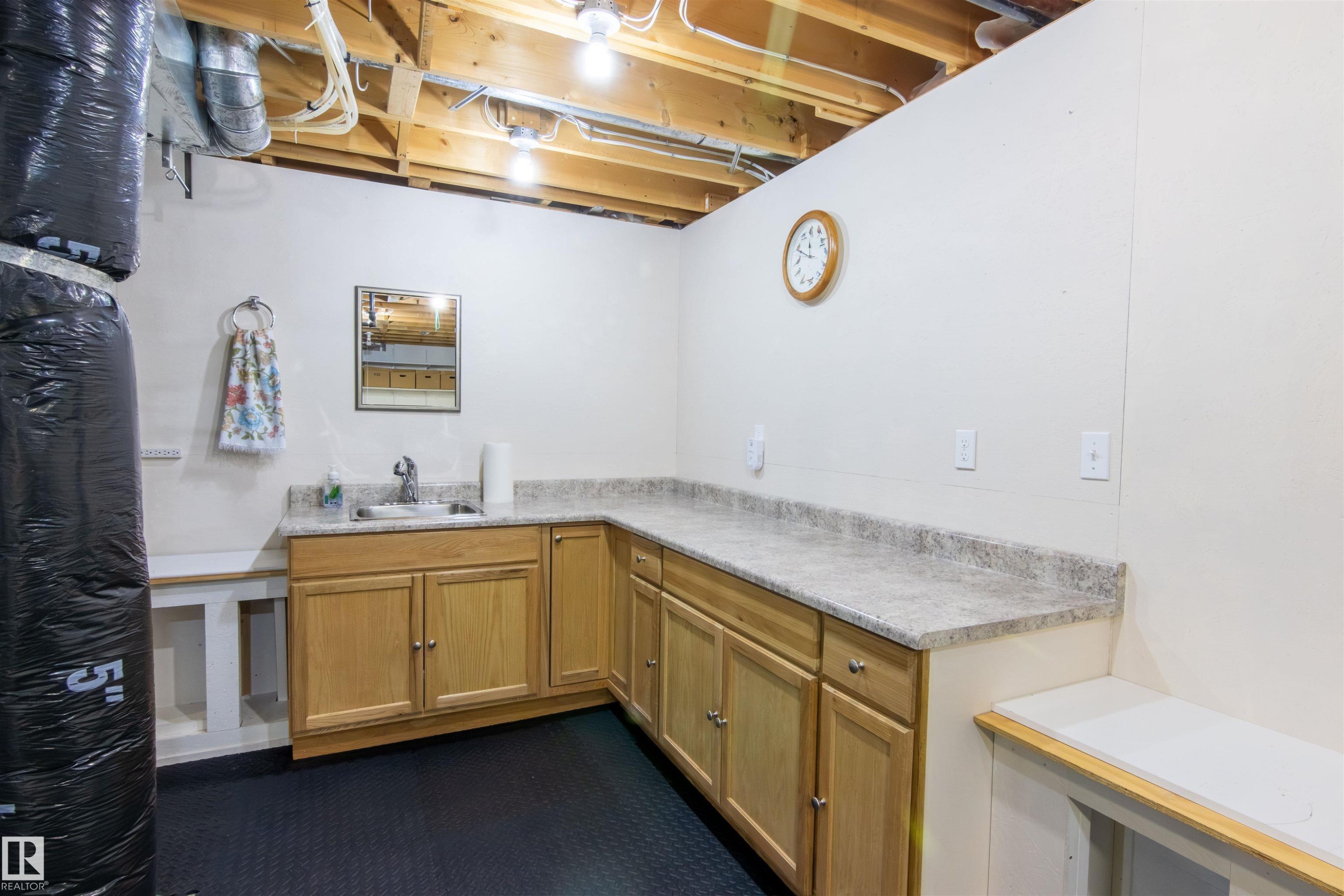 41 14428 Miller Boulevard, Edmonton, AB - Indoor