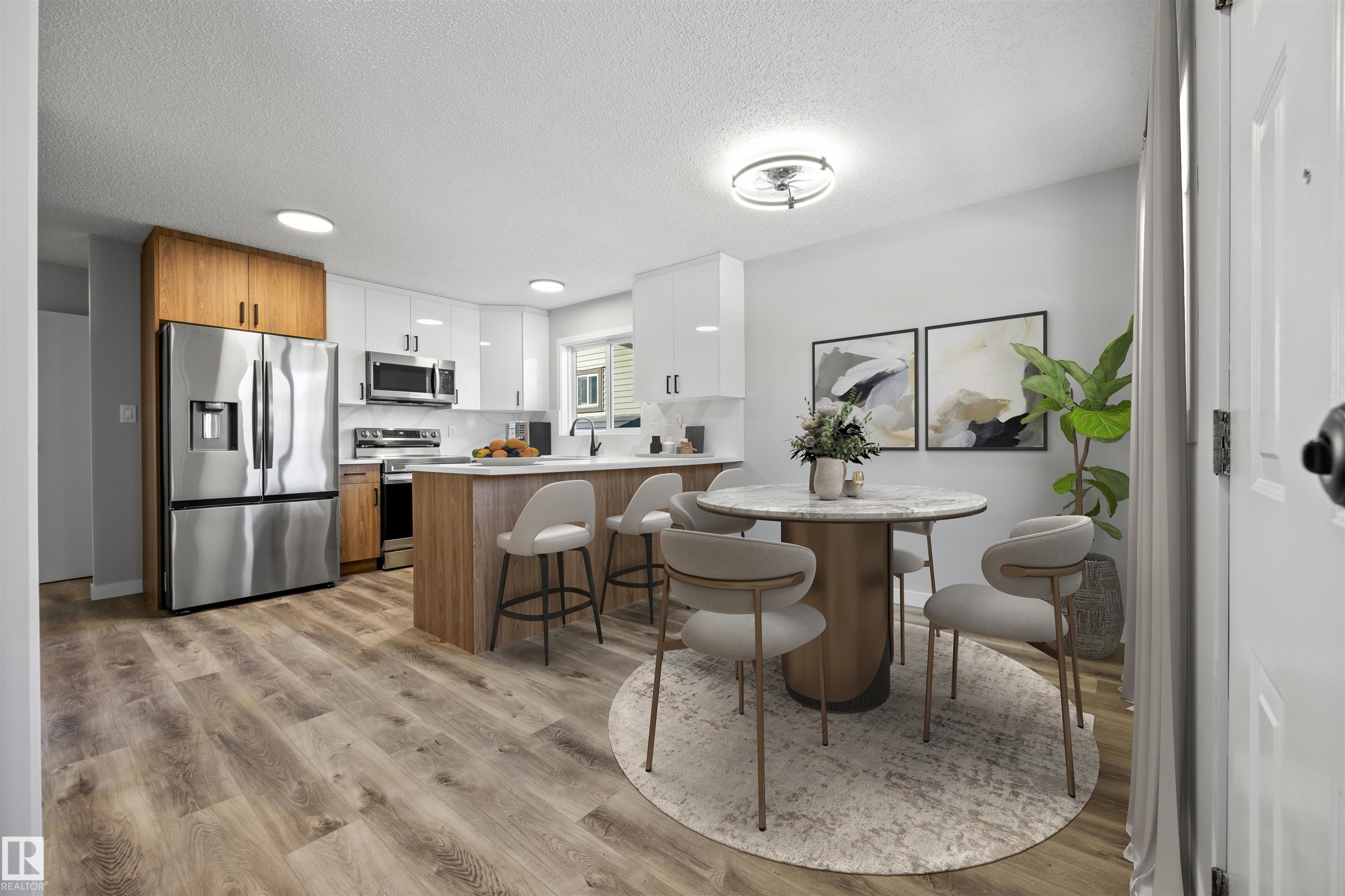 16924 95 Street, Edmonton, AB - Indoor Photo Showing Other Room