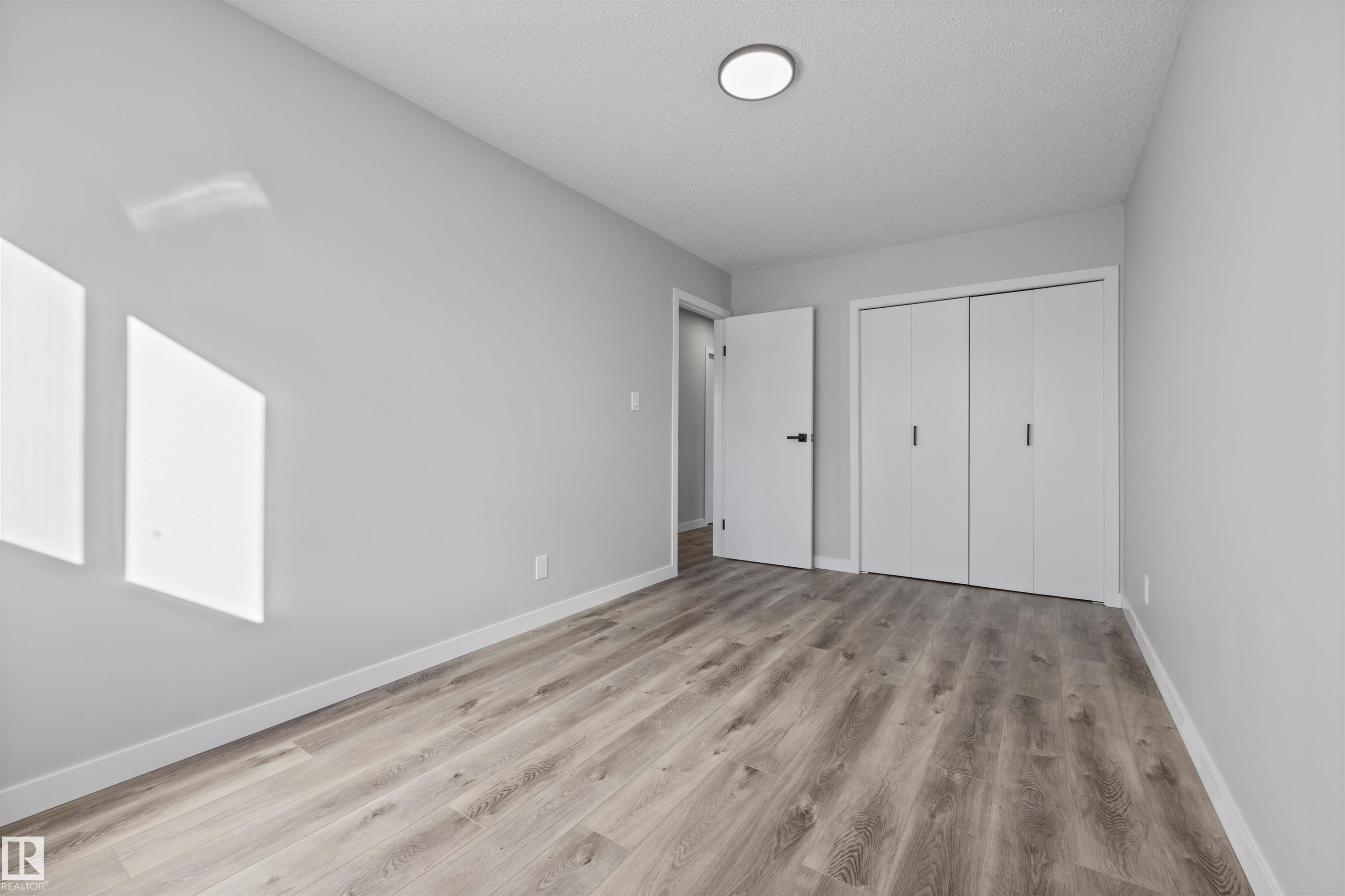 16924 95 Street, Edmonton, AB - Indoor Photo Showing Other Room