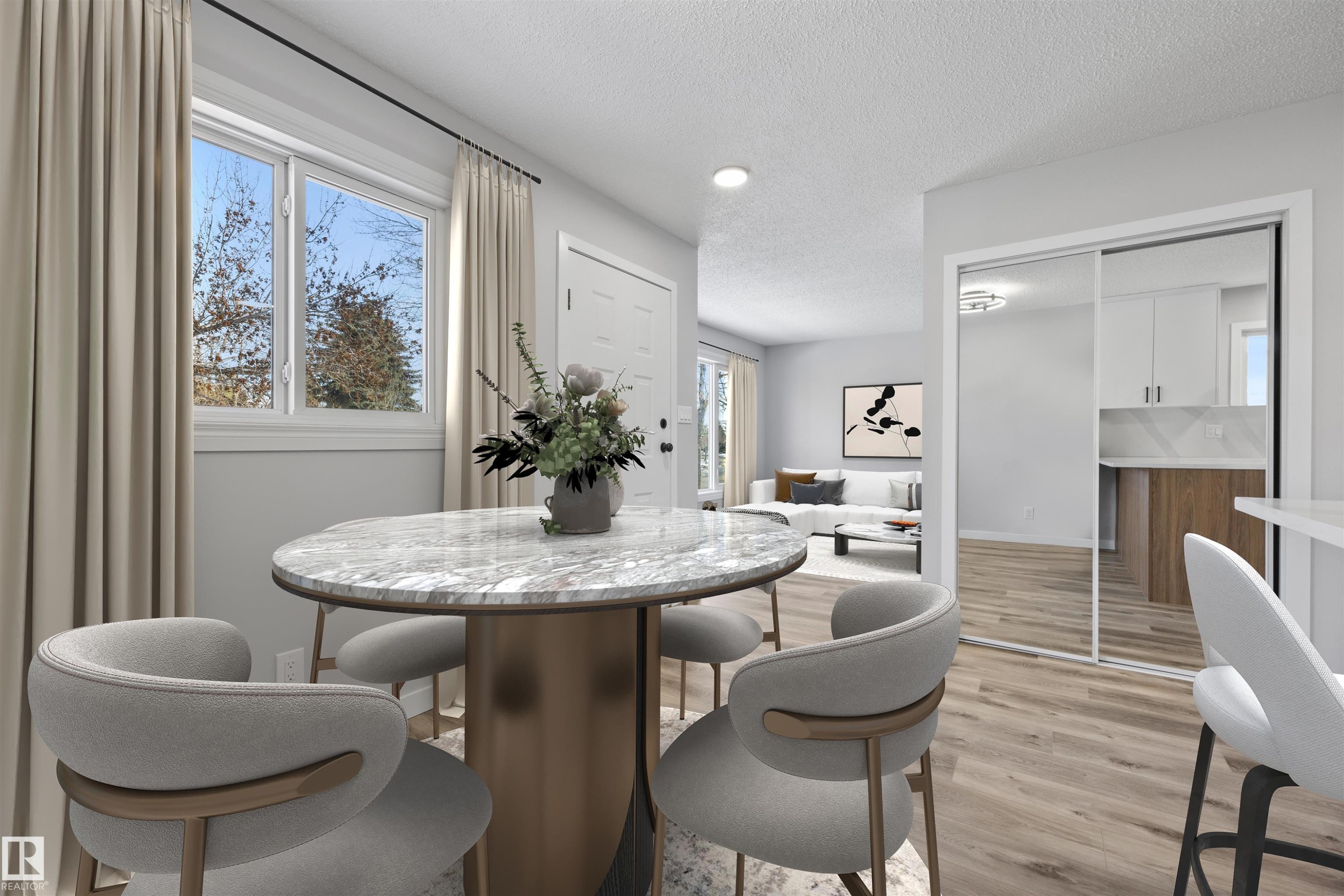16924 95 Street, Edmonton, AB - Indoor Photo Showing Dining Room