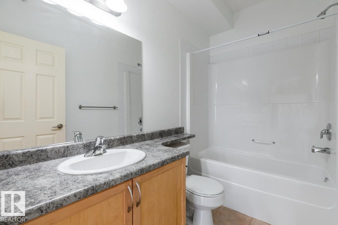 407 5 Perron Street, St. Albert, AB - Indoor Photo Showing Bathroom
