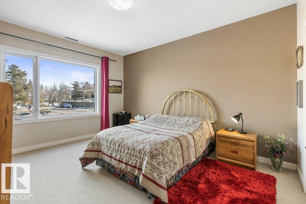 219 35 Sturgeon Road, St. Albert, AB - Indoor Photo Showing Bedroom