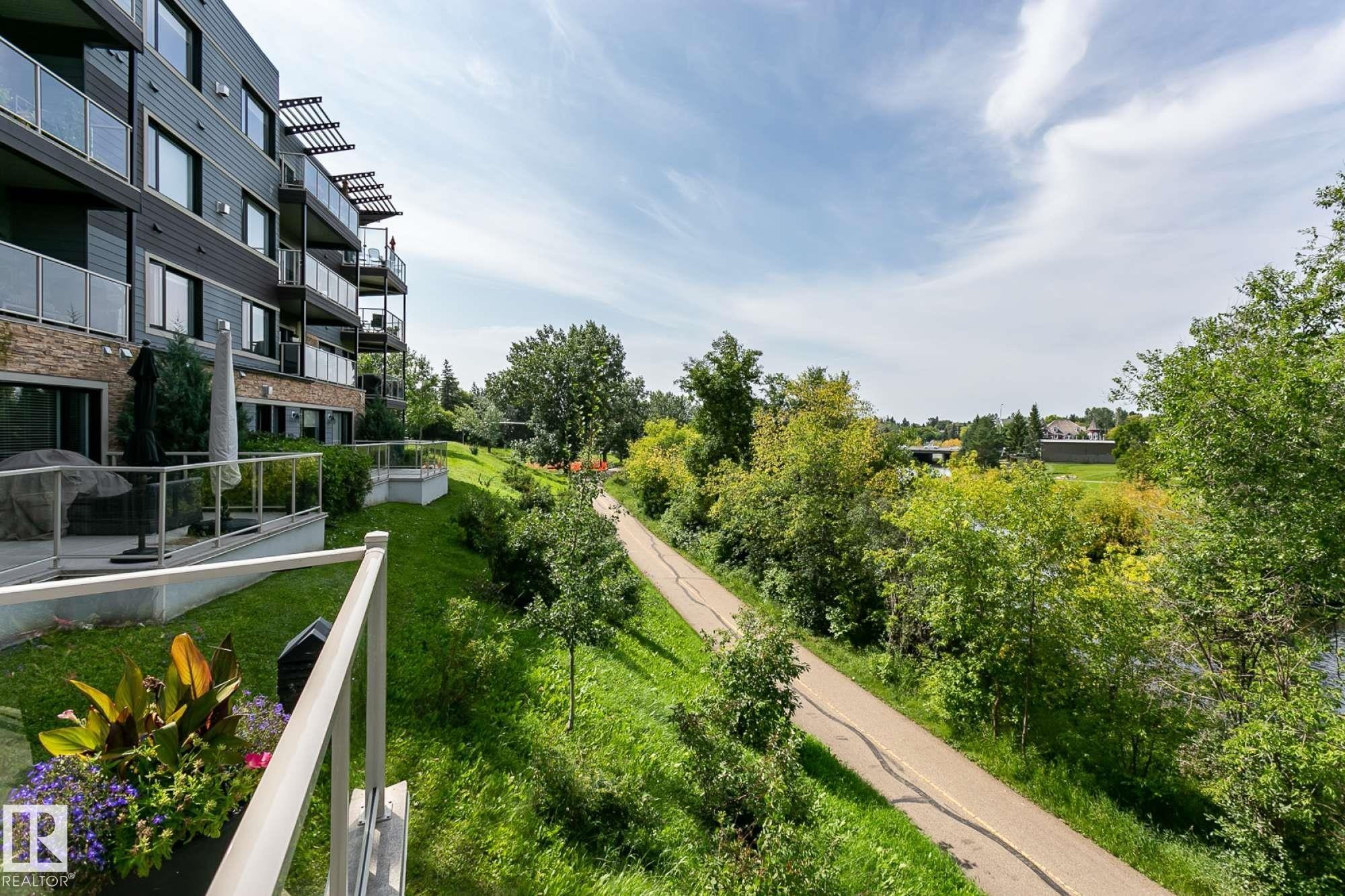 219 35 Sturgeon Road, St. Albert, AB - Outdoor