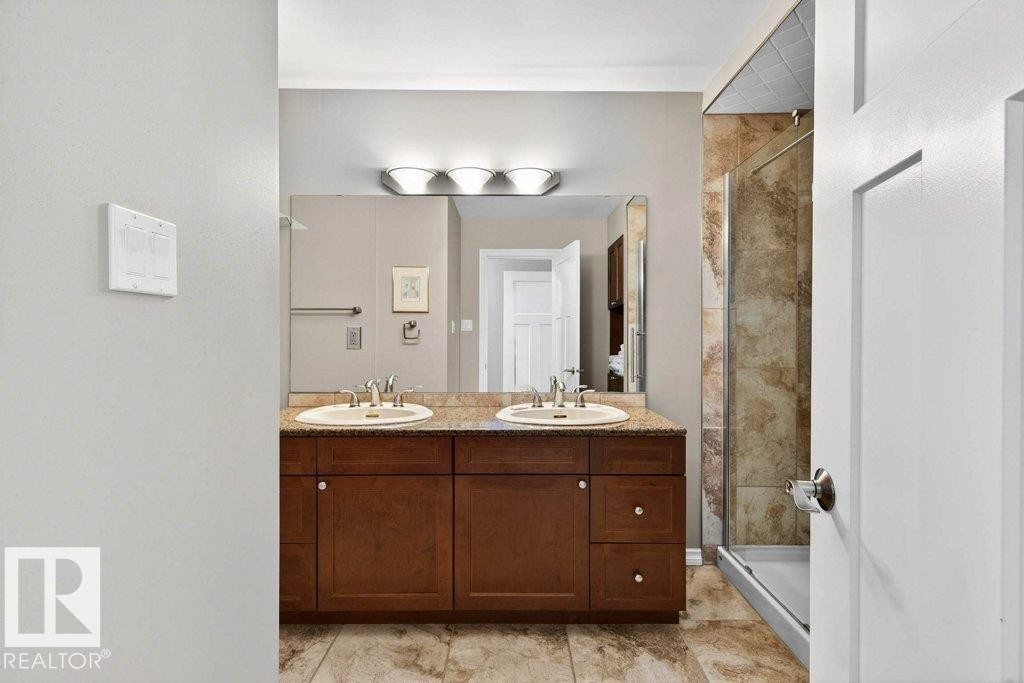 12 500 Lessard Drive, Edmonton, AB - Indoor Photo Showing Bathroom