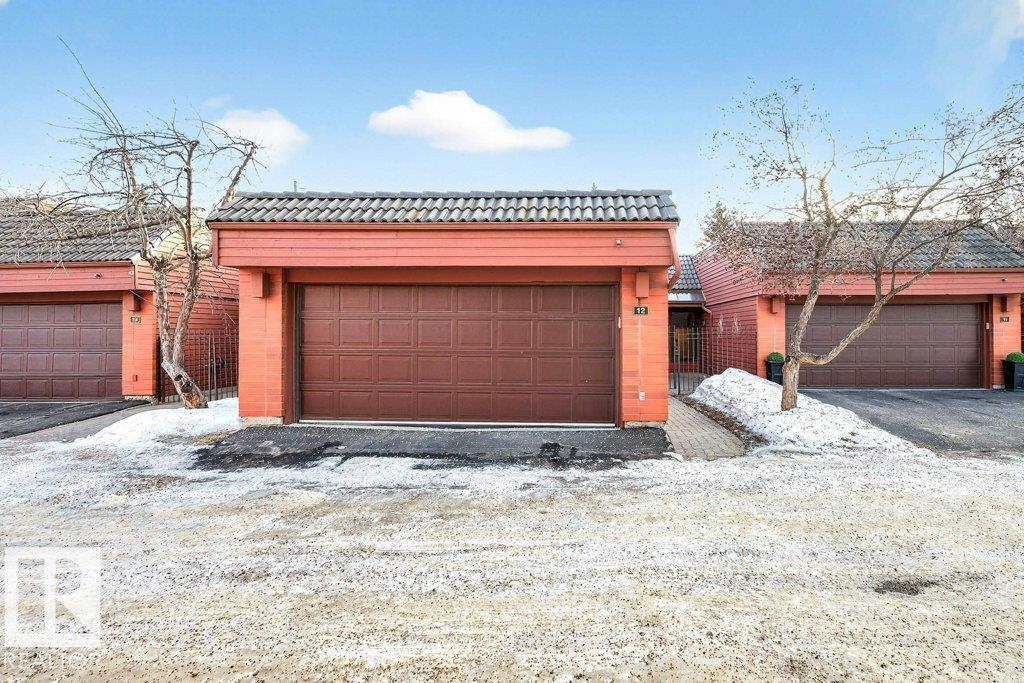 12 500 Lessard Drive, Edmonton, AB - Outdoor