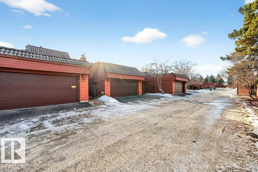 12 500 Lessard Drive, Edmonton, AB - Outdoor