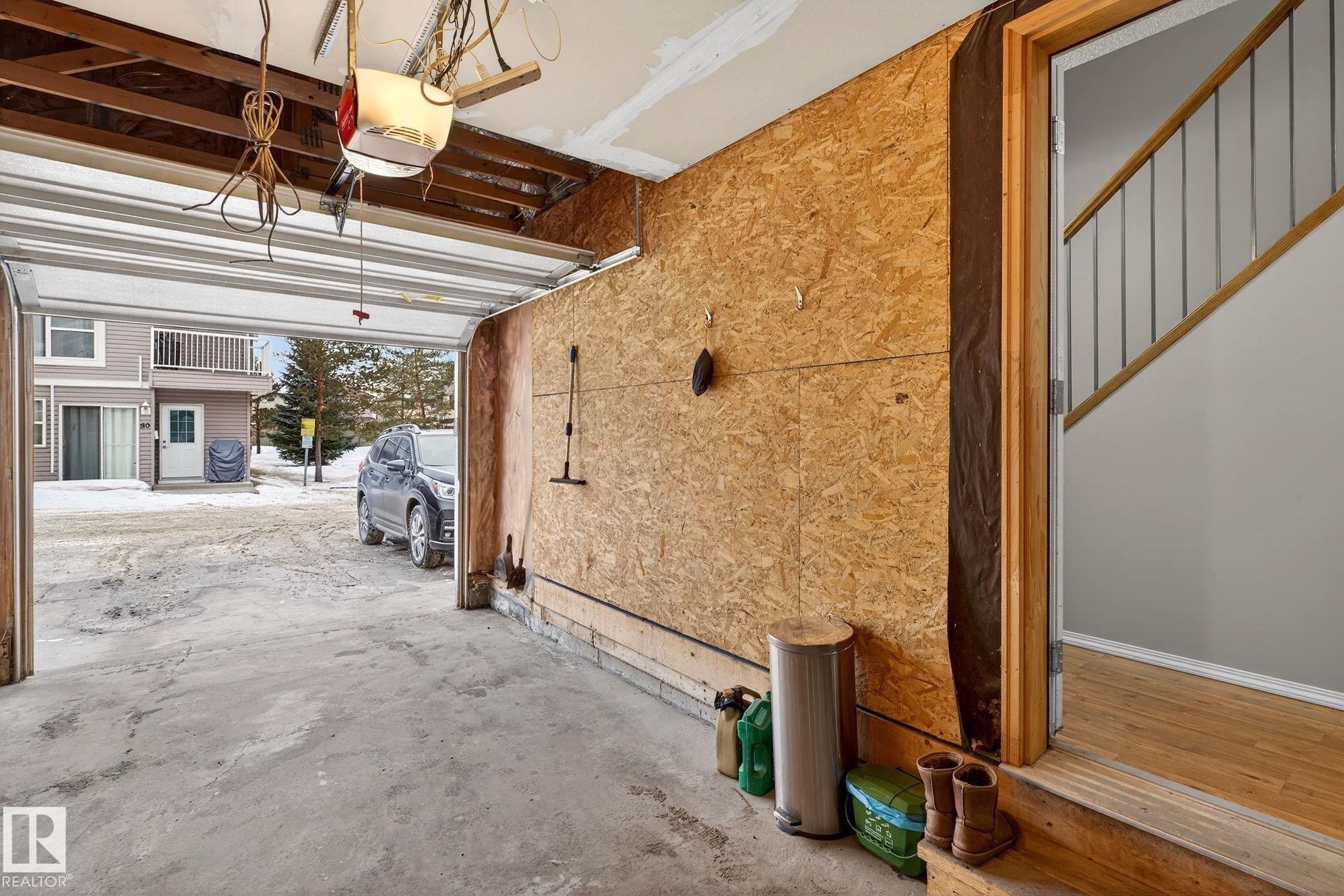 108 150 Edwards Drive, Edmonton, AB - Indoor