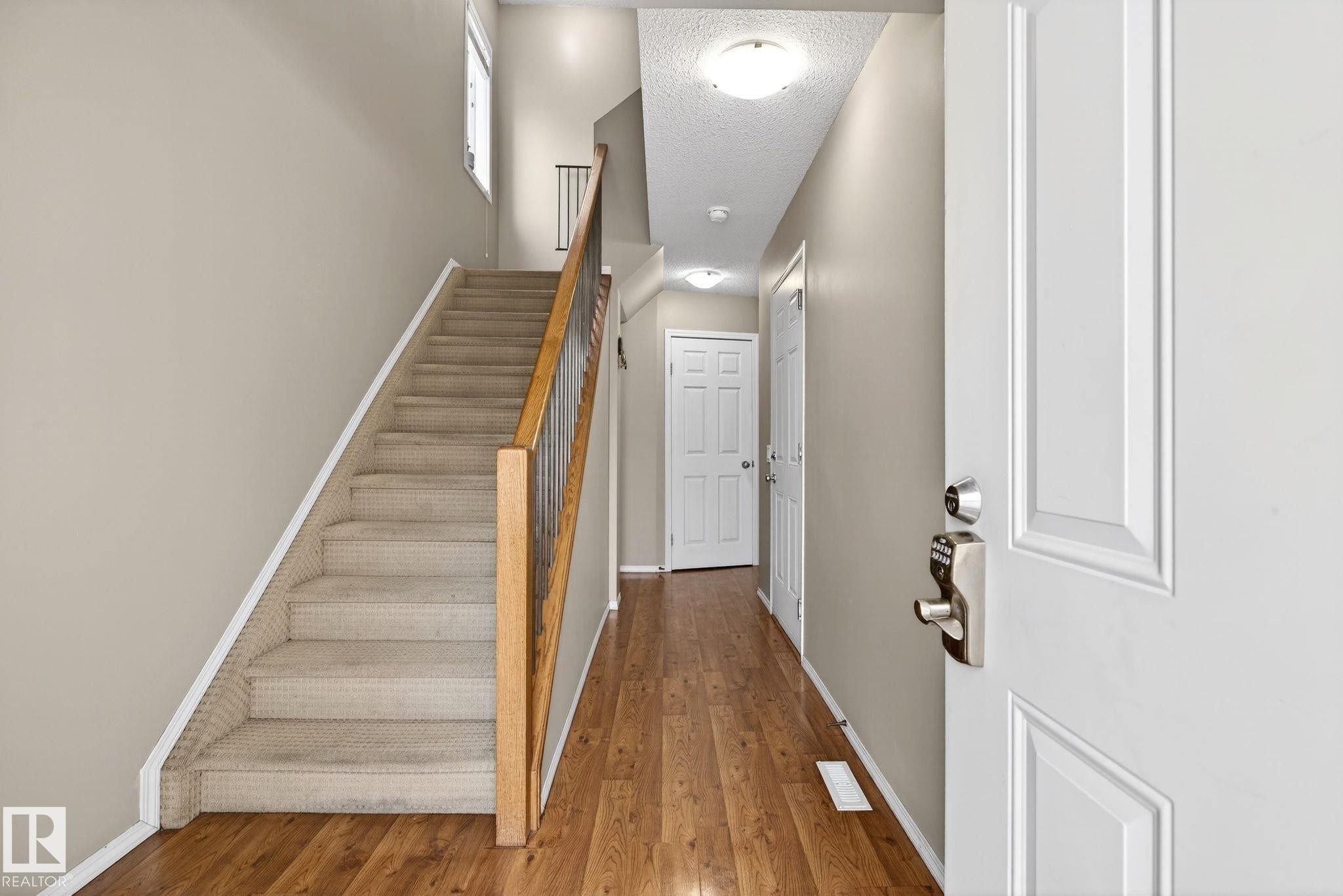 108 150 Edwards Drive, Edmonton, AB - Indoor Photo Showing Other Room