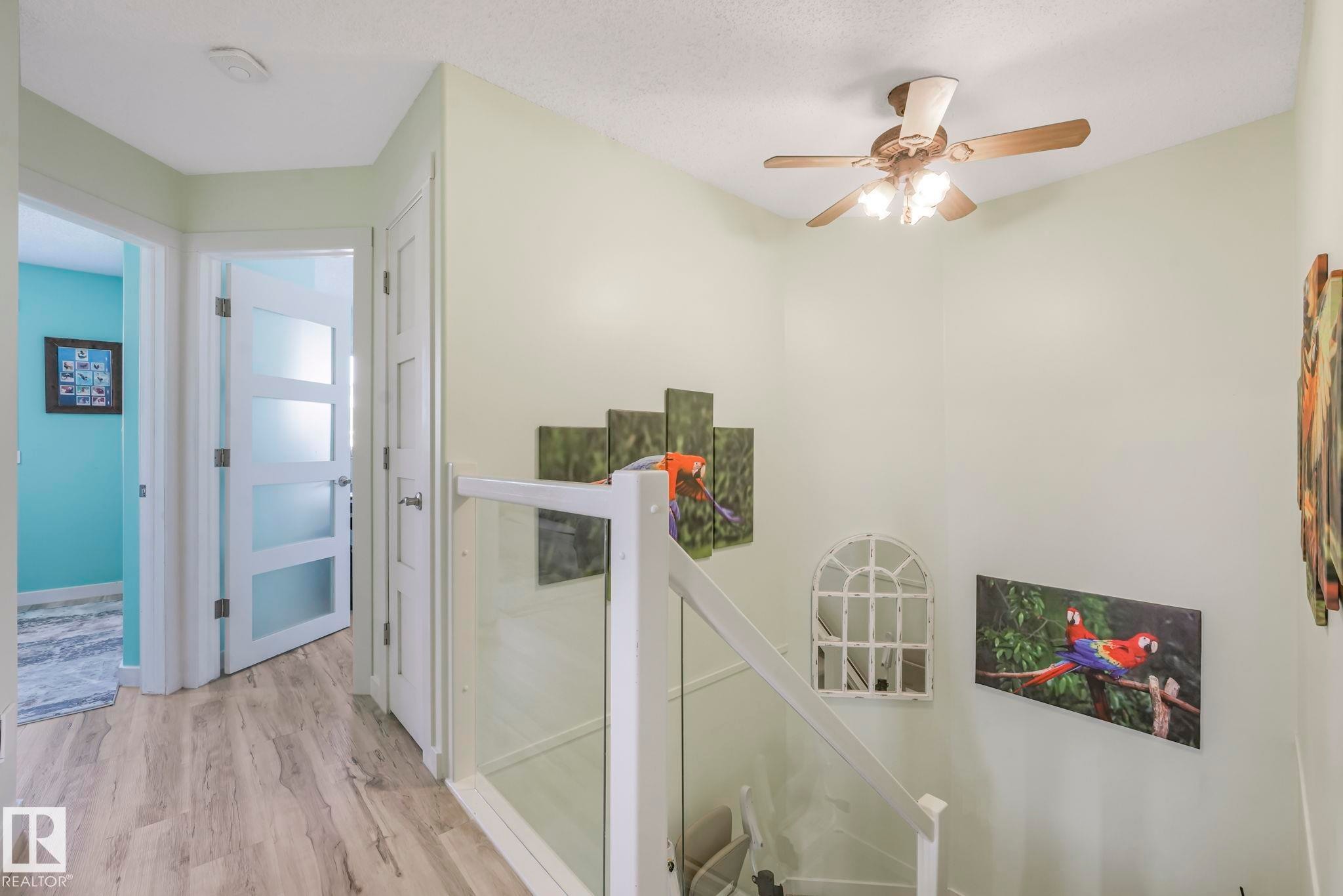 24 2419 133 Avenue, Edmonton, AB - Indoor Photo Showing Other Room