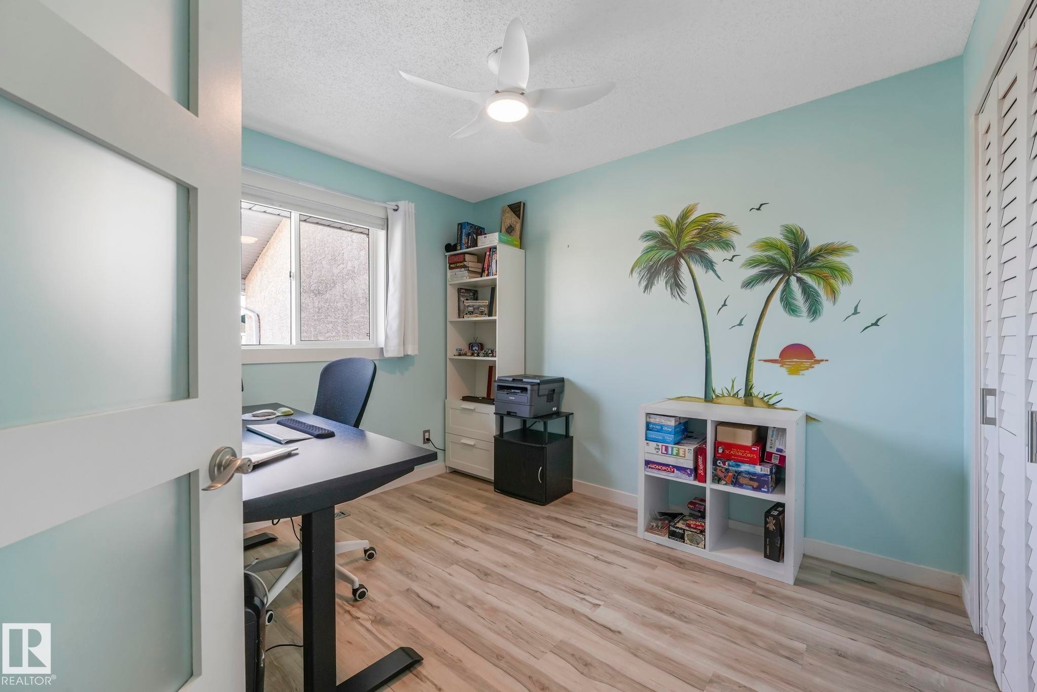 24 2419 133 Avenue, Edmonton, AB - Indoor Photo Showing Office