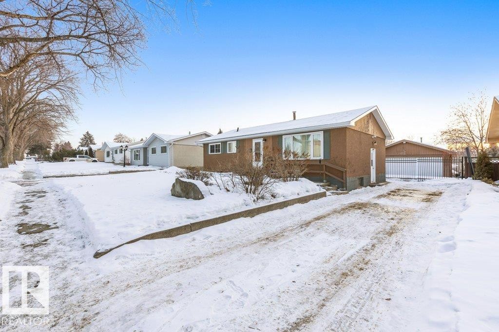 36 Sunset Blvd, St. Albert, AB - Outdoor