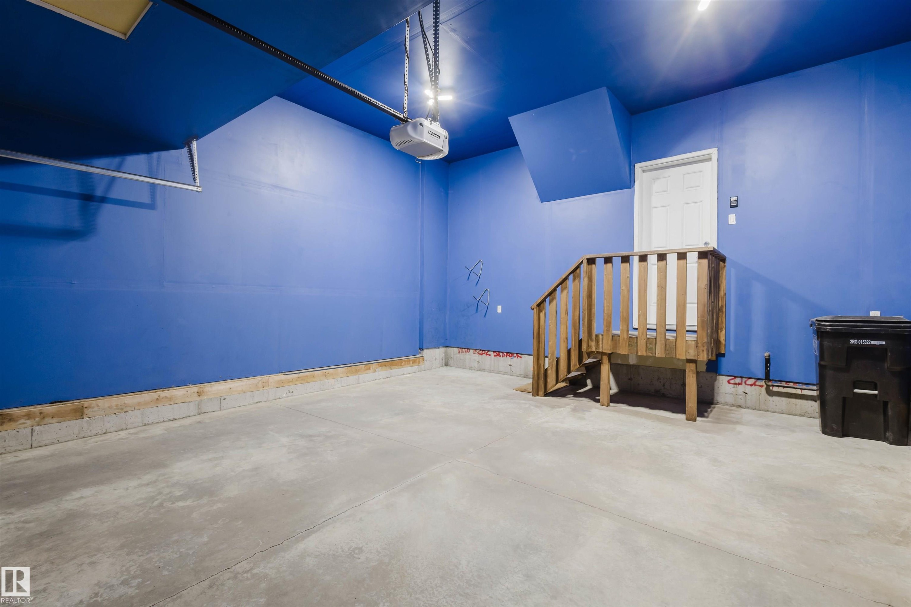 2122 Ware Road, Edmonton, AB - Indoor Photo Showing Other Room