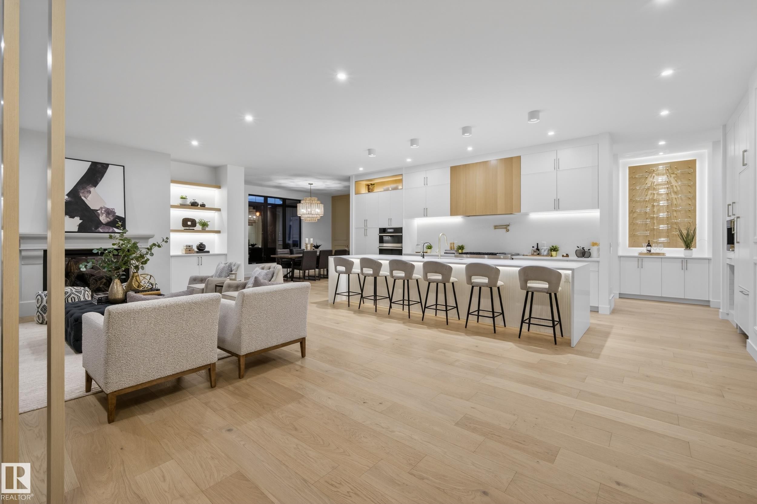 14320 Mackenzie Drive, Edmonton, AB - Indoor