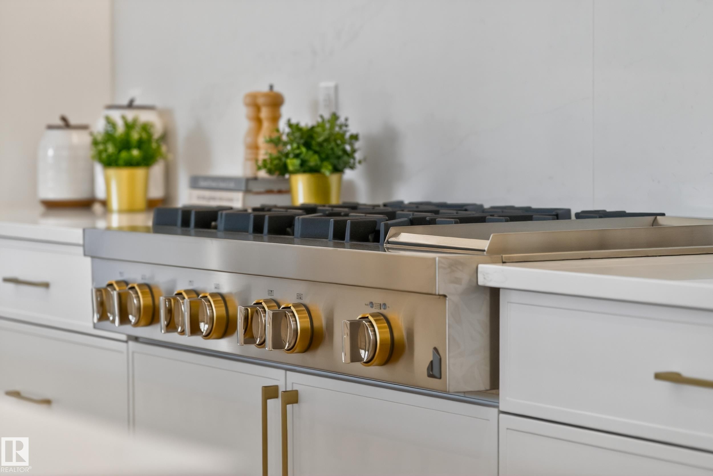 14320 Mackenzie Drive, Edmonton, AB - Indoor