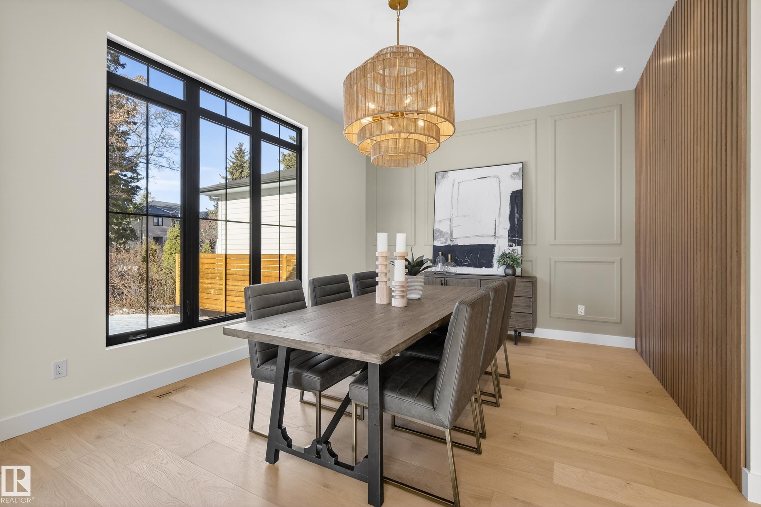 14320 Mackenzie Drive, Edmonton, AB - Indoor Photo Showing Dining Room